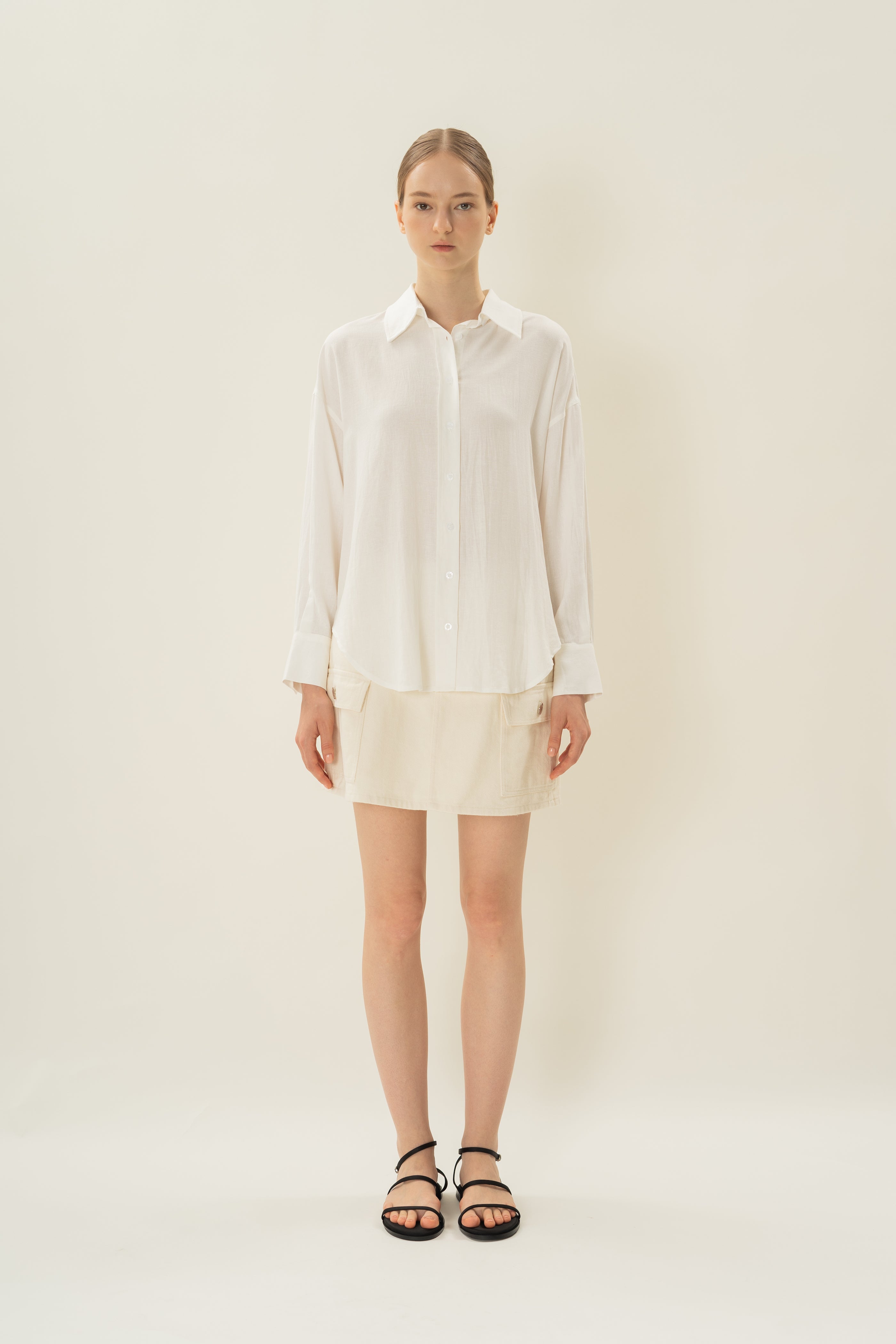 Linen Long Sleeved Shirt in White