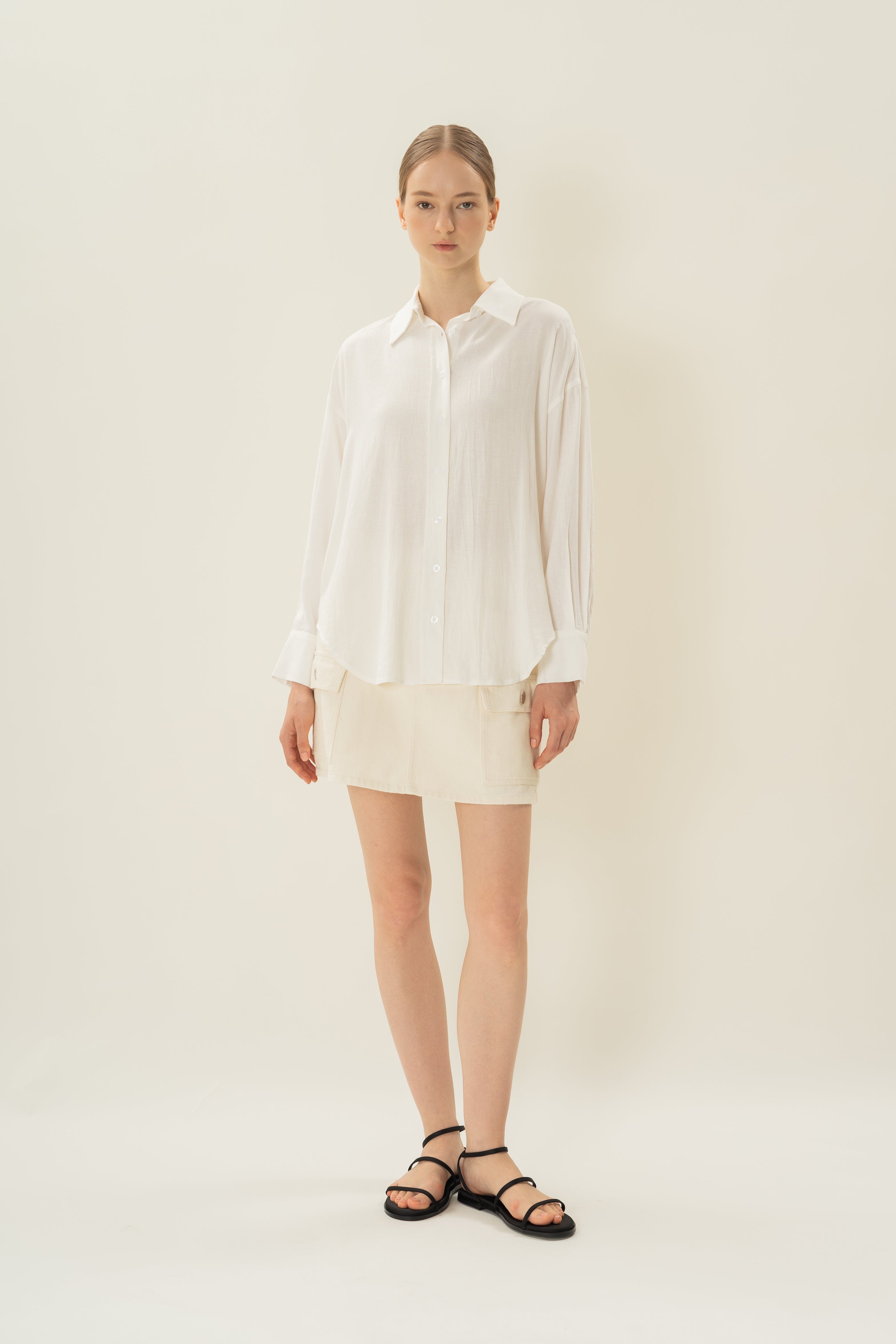 Linen Long Sleeved Shirt in White