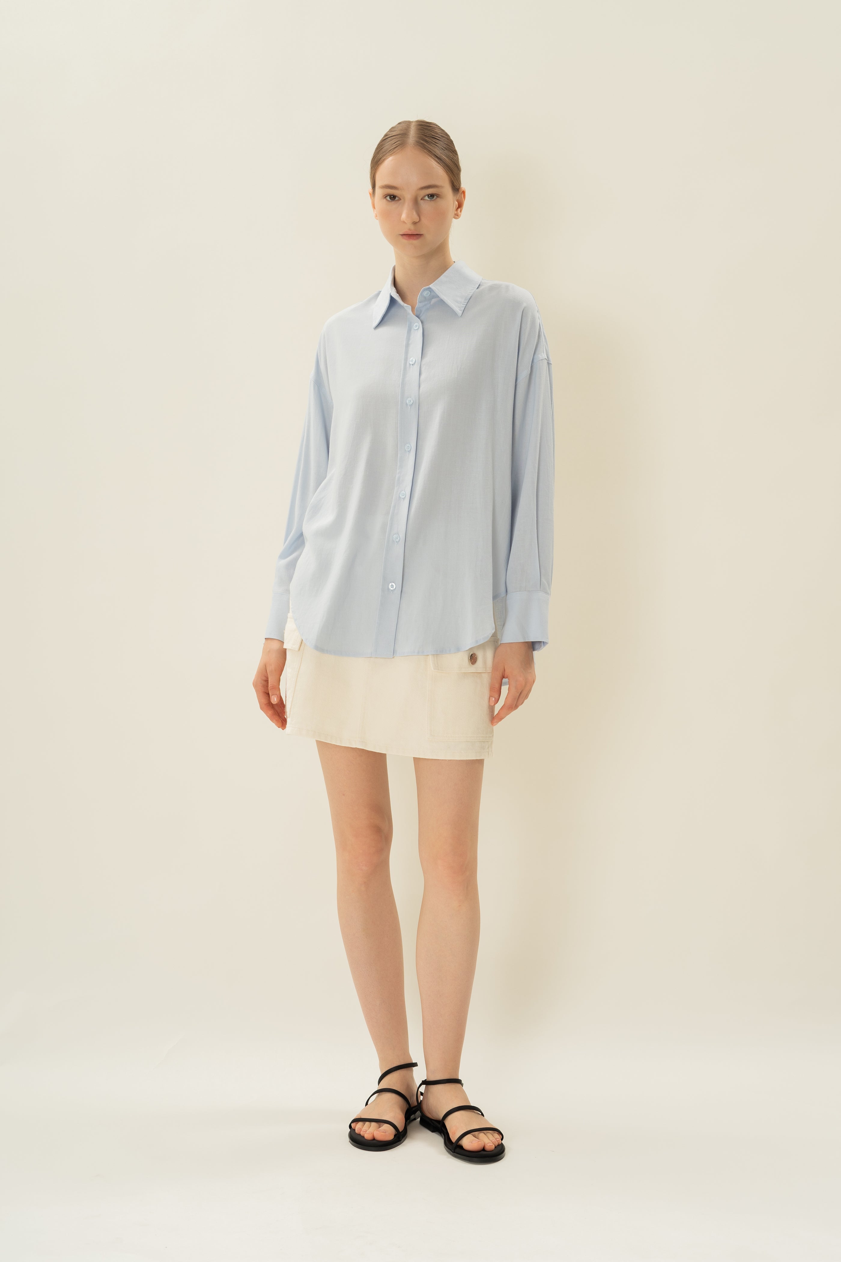 Linen Long Sleeved Shirt in Mist Blue