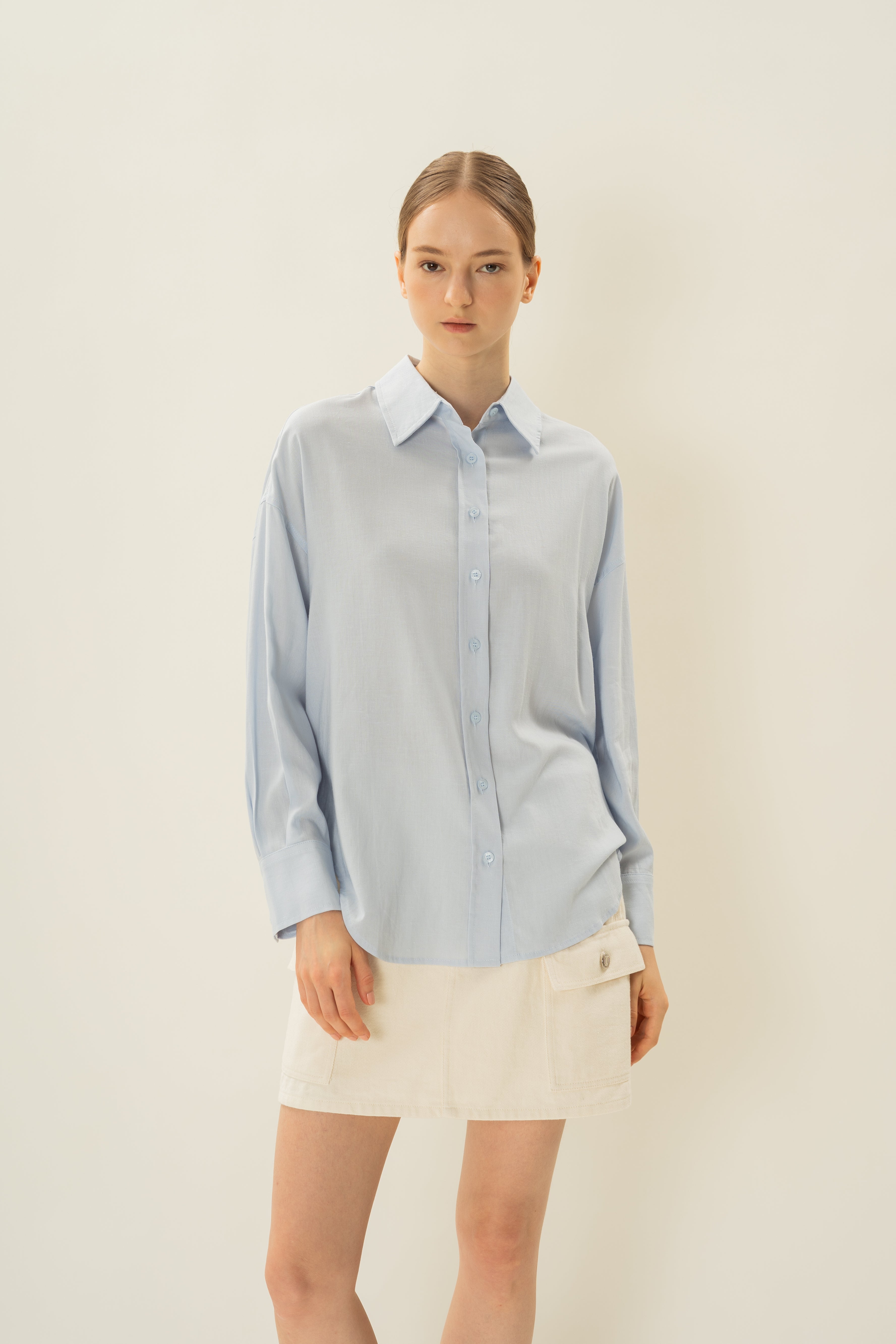 Linen Long Sleeved Shirt in Mist Blue