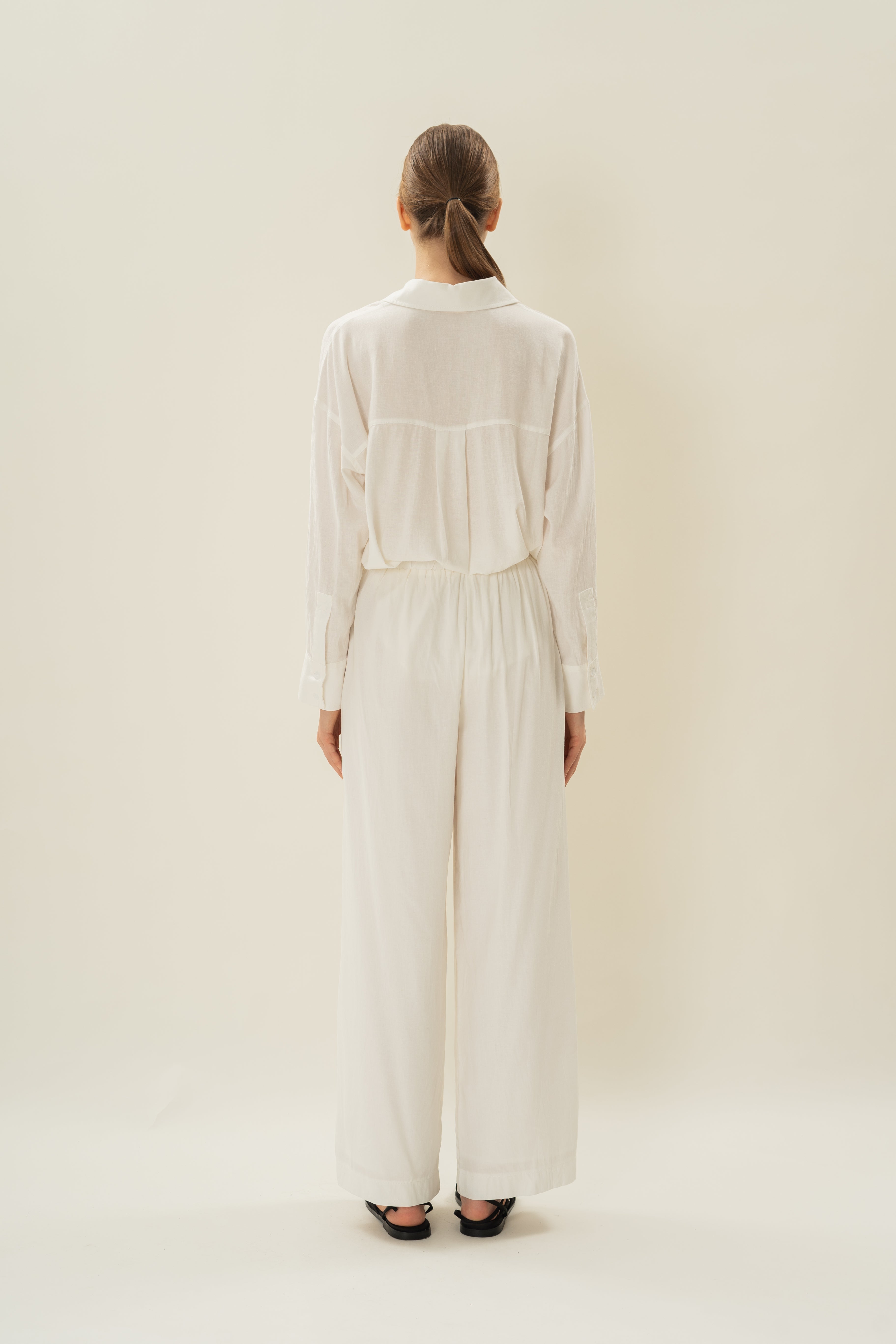 Linen Gathered Waist Pants in White