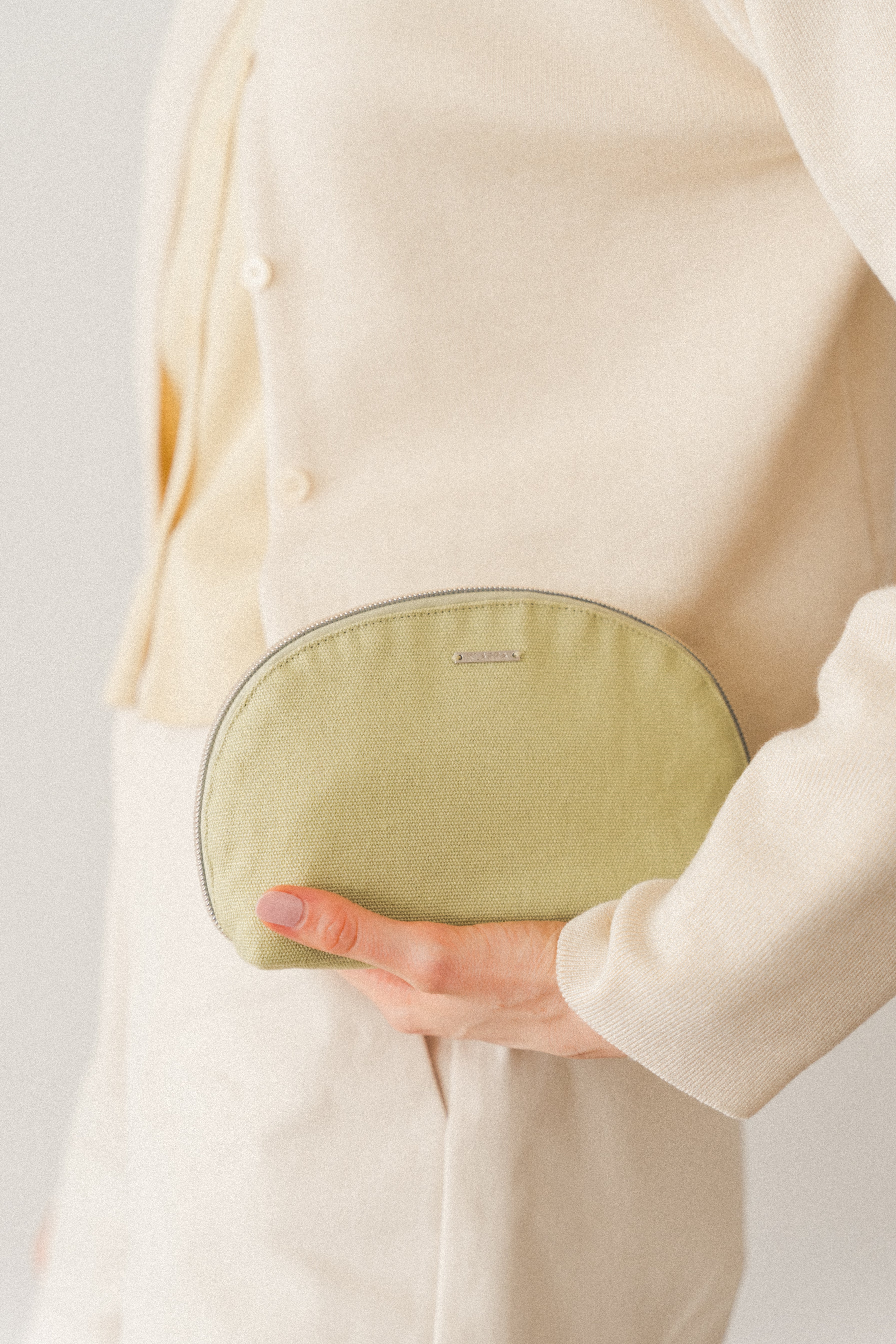 Round Pouch in Sage