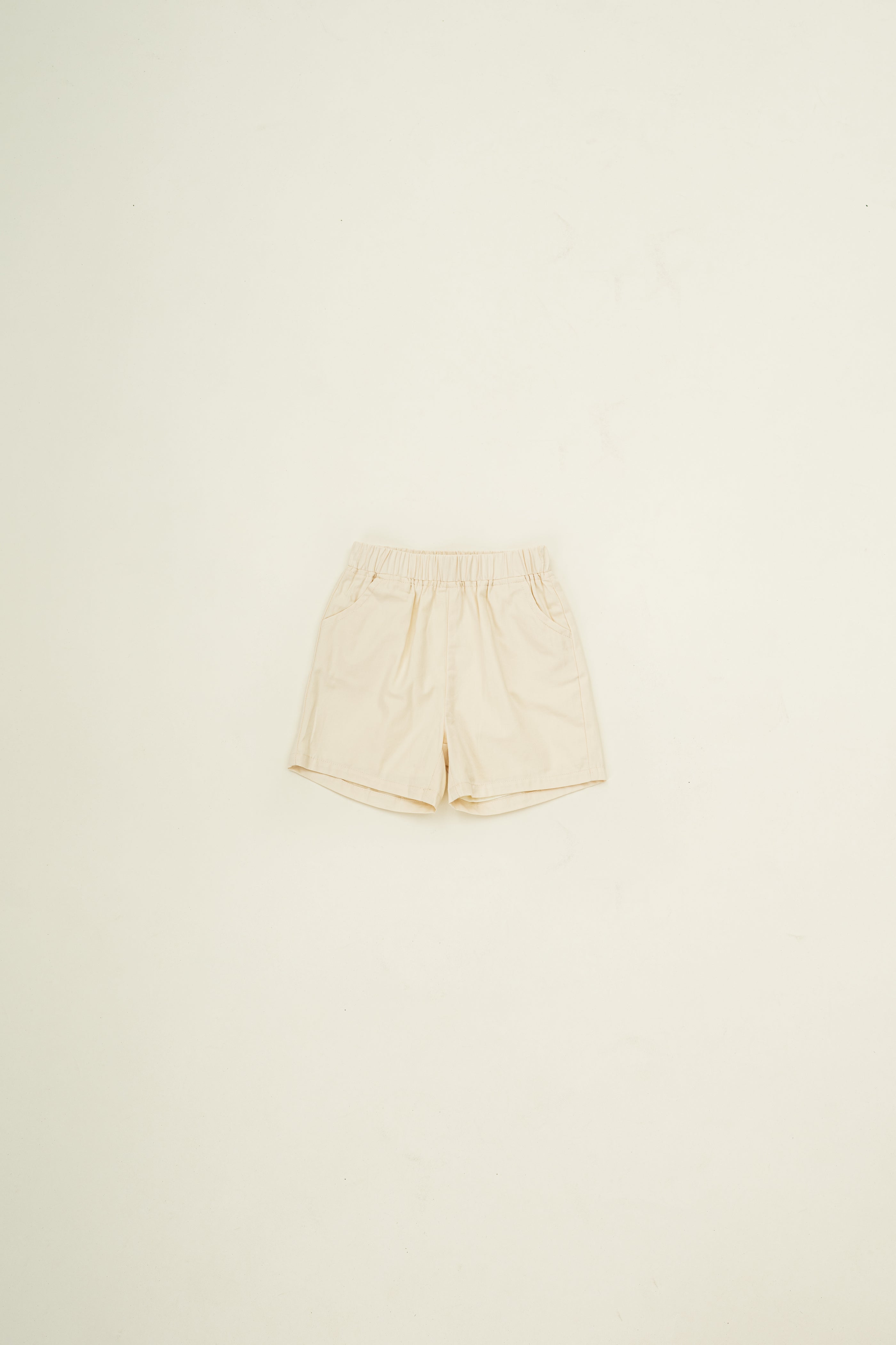 Mini Straight Cut Shorts in Natural