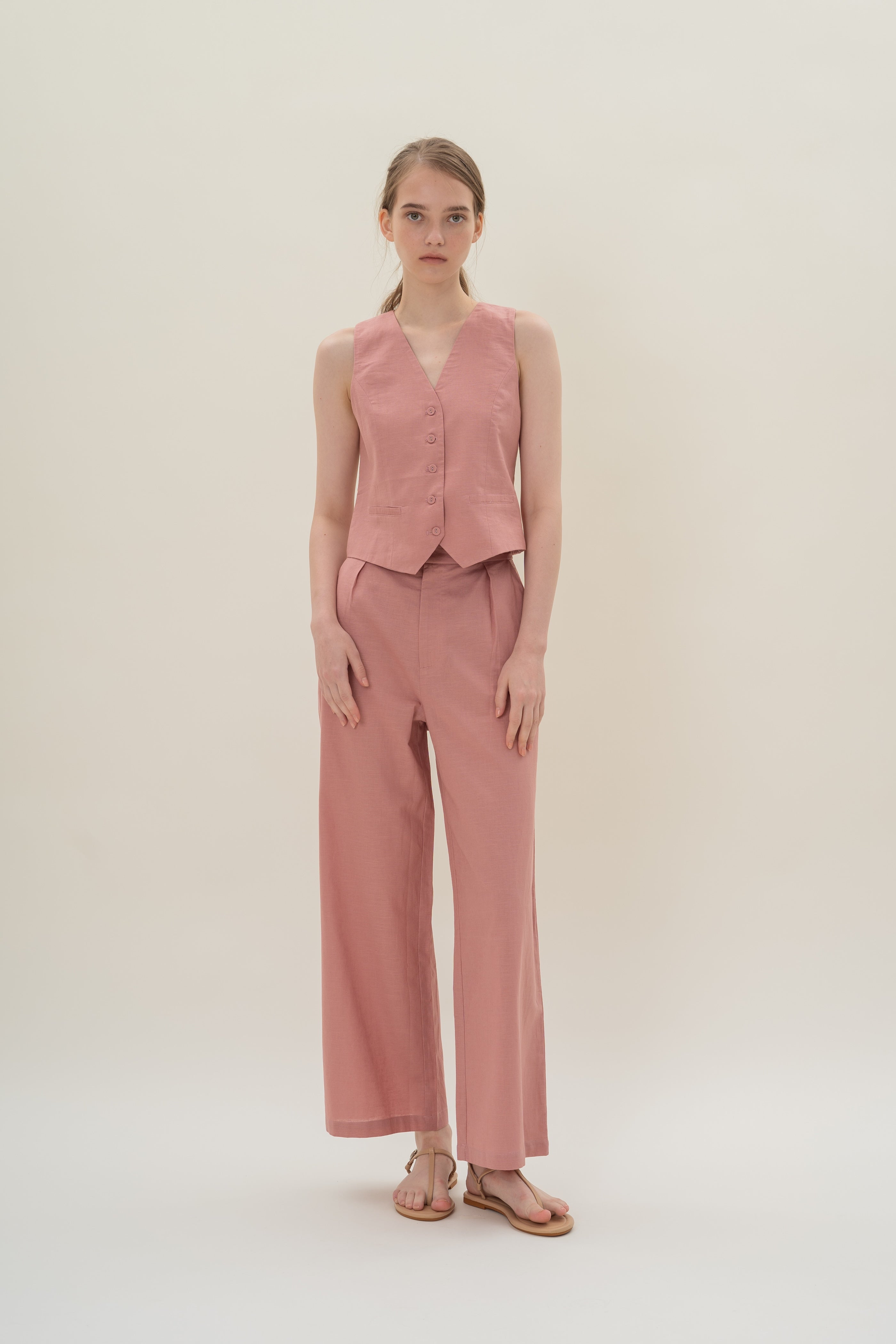 Textured Linen Pleated Trouser in Tea Rose
