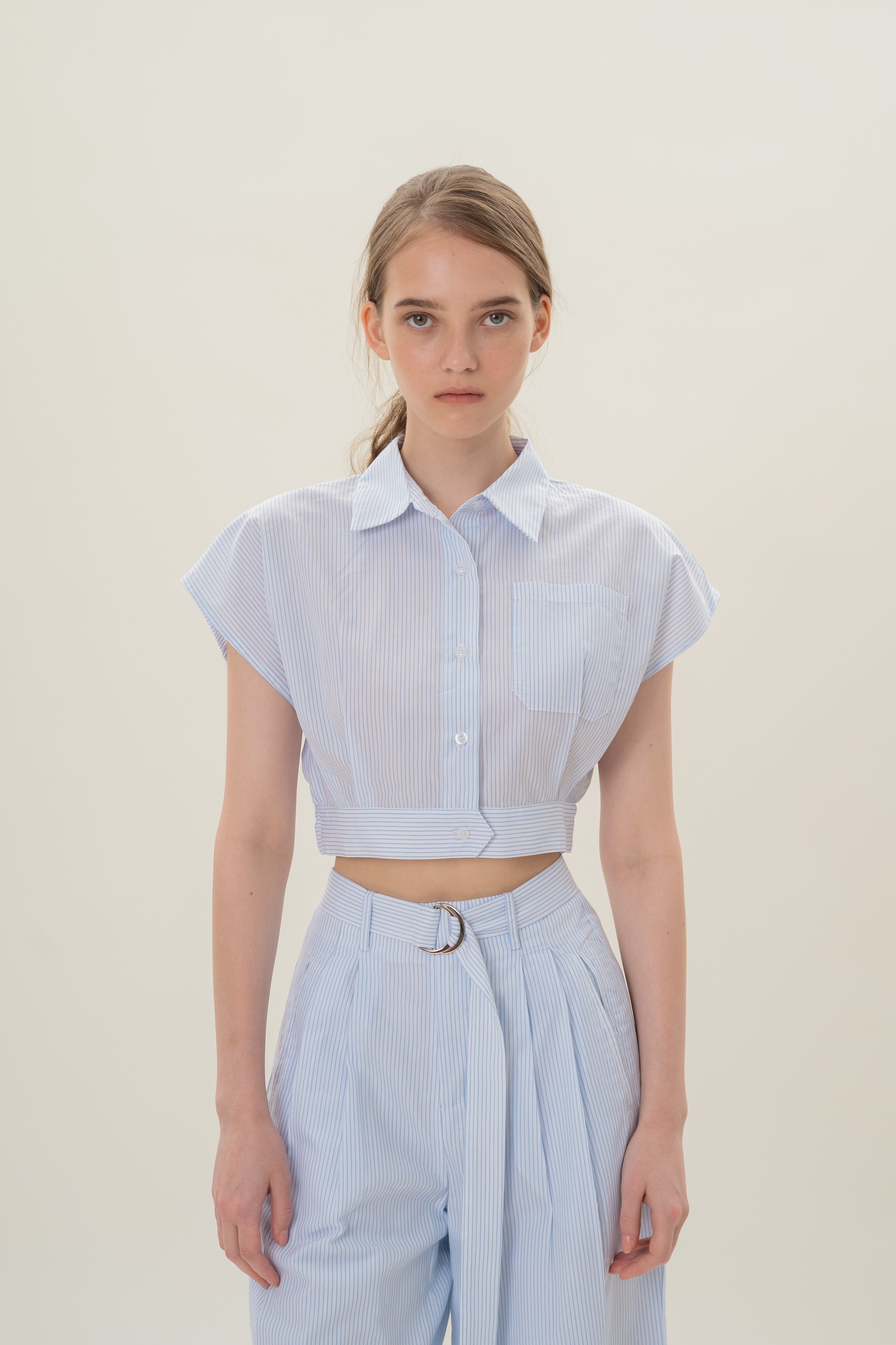 Cap-Sleeve Box Cropped Shirt in White Blue Stripes
