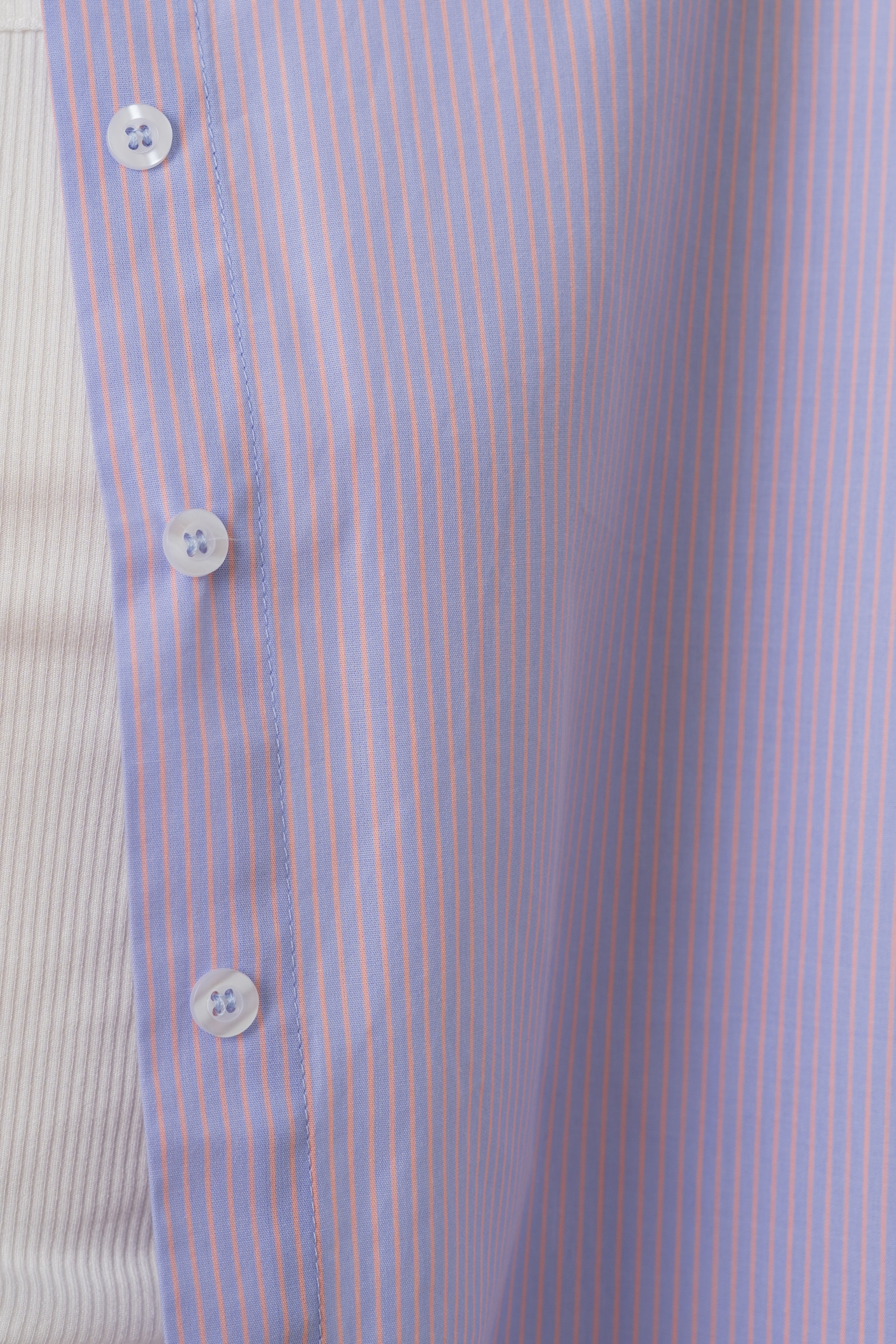 Studios Shirt in Blue Peach Stripes