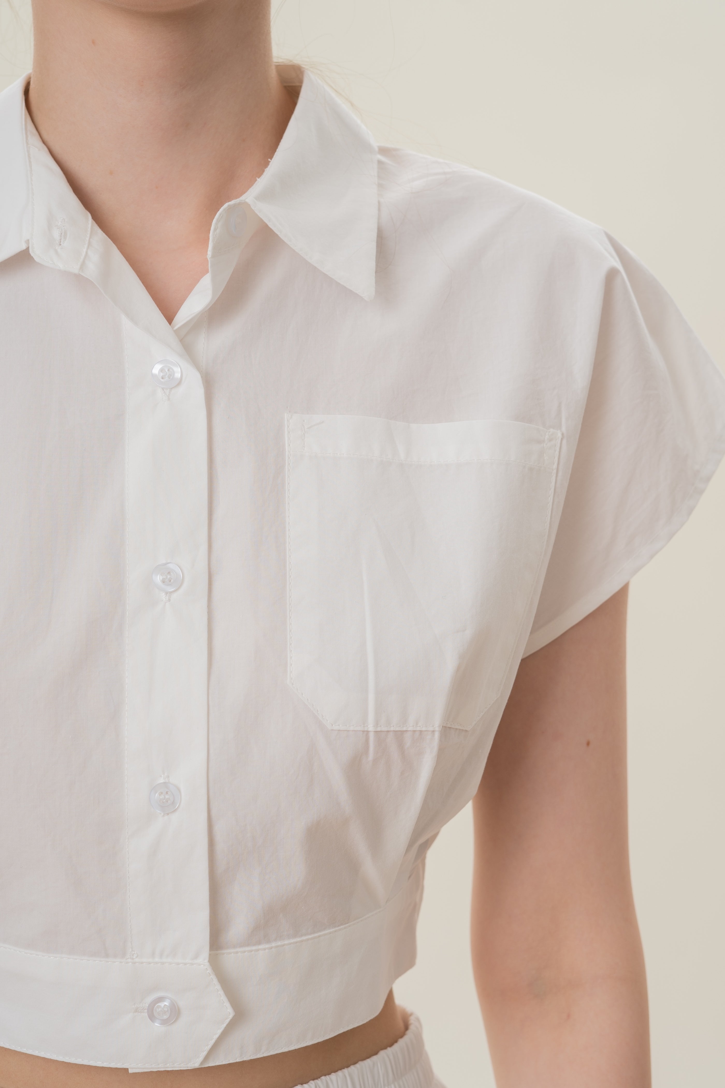 Cap-Sleeve Box Cropped Shirt in White
