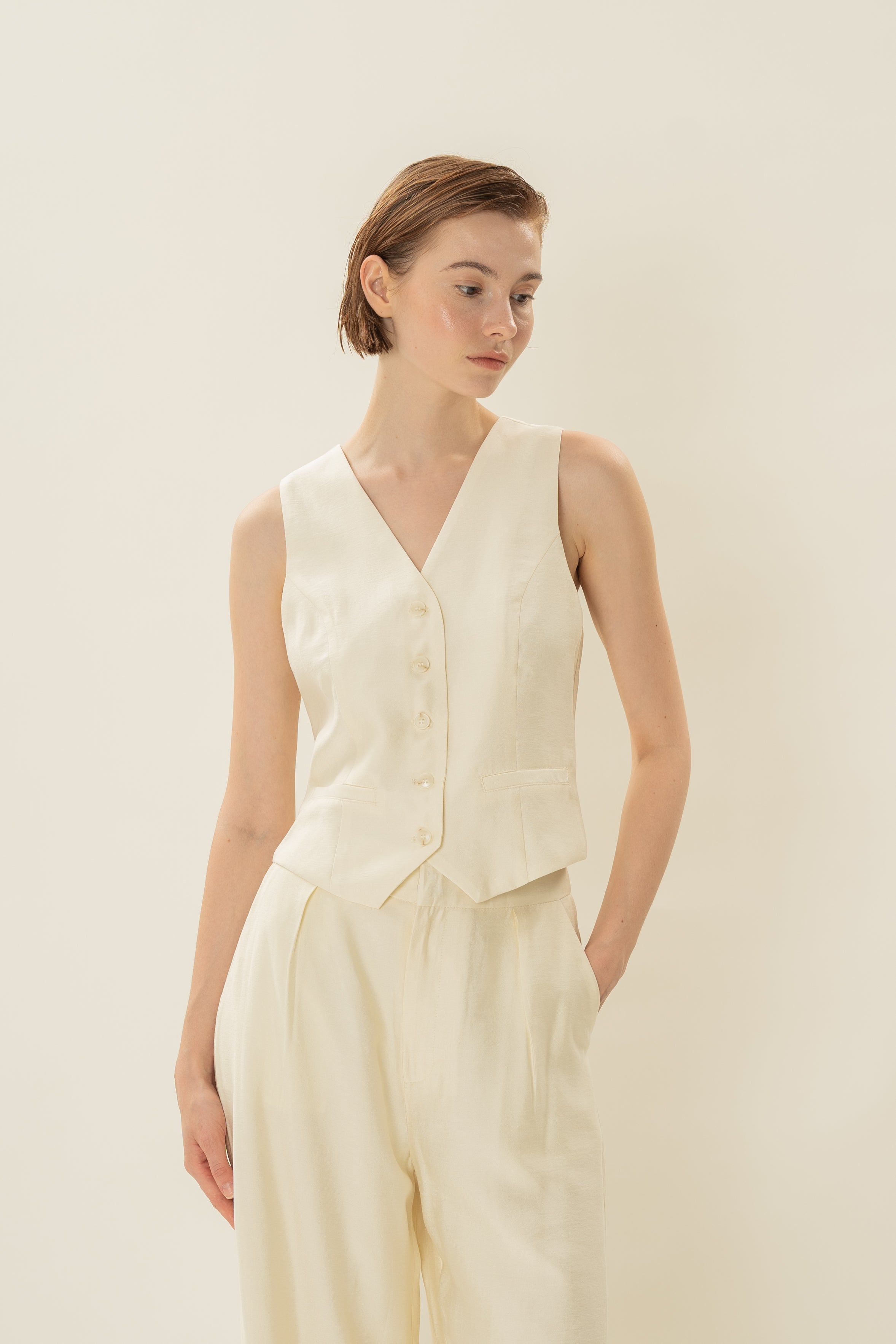 Classic Waistcoat in Natural