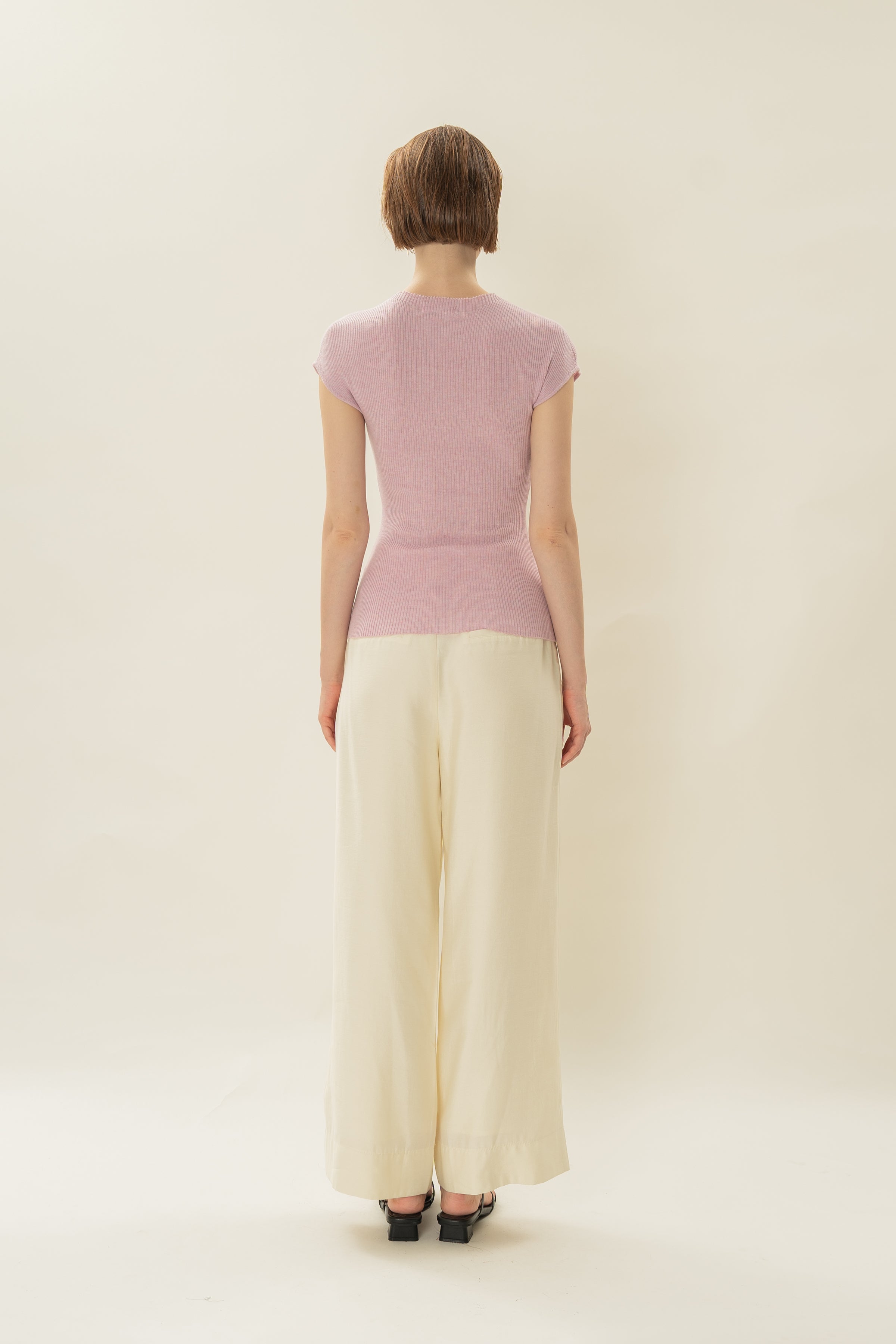 Stretch Knit Cap-Sleeve Top in Pale Pink