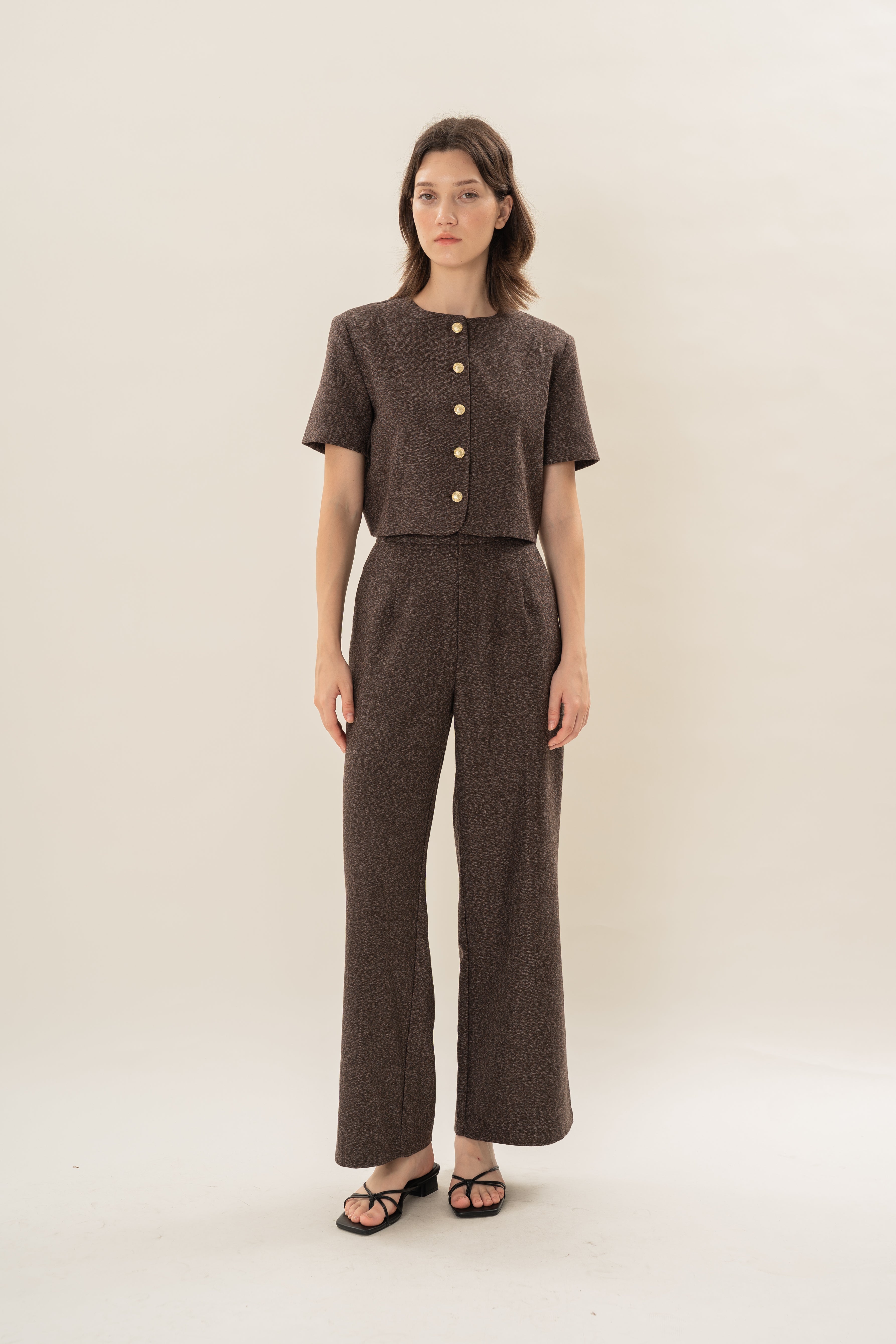 Textured Collarless Short Sleeved Jacket in Umber