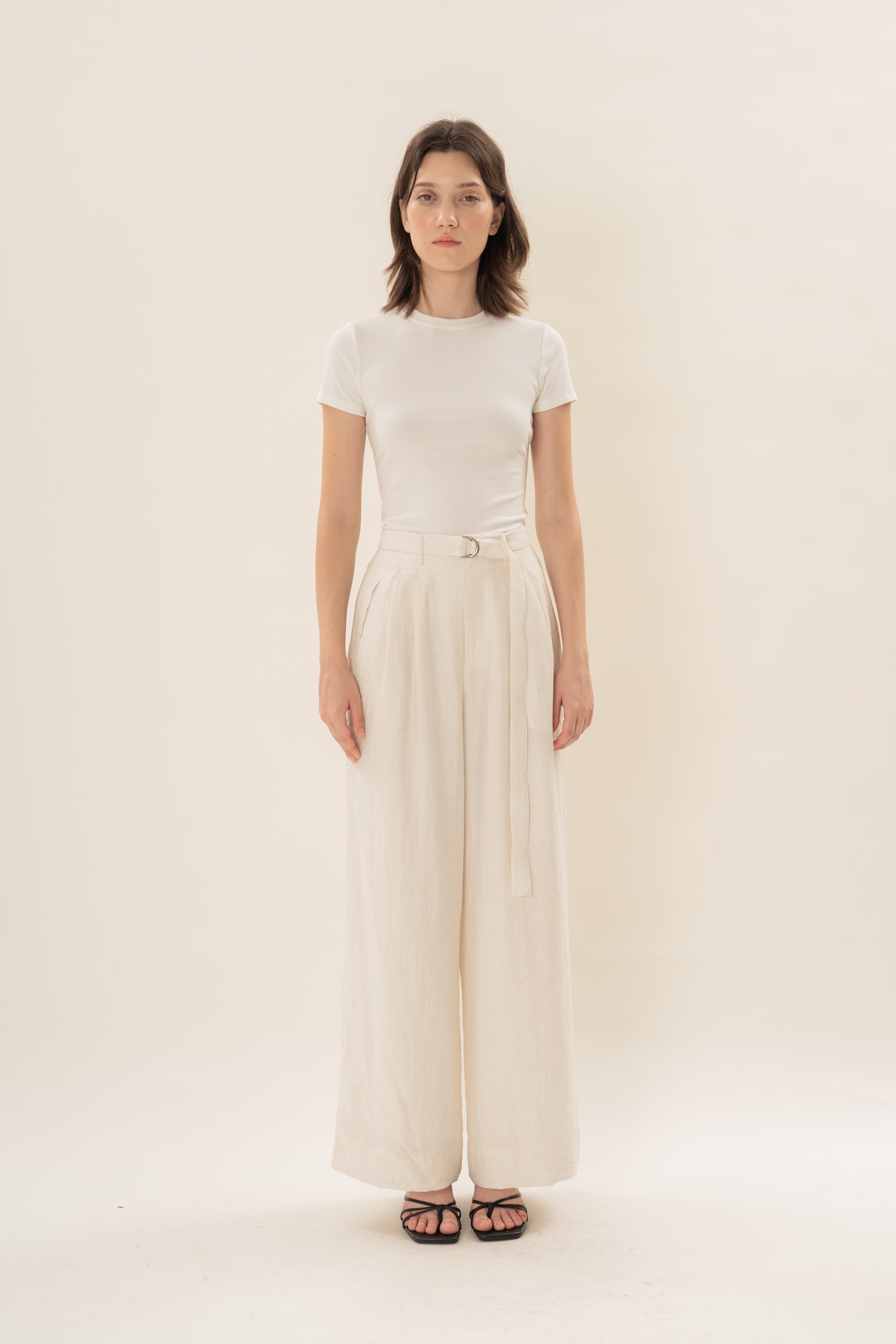 Relaxed Wide Leg Pants in Natural