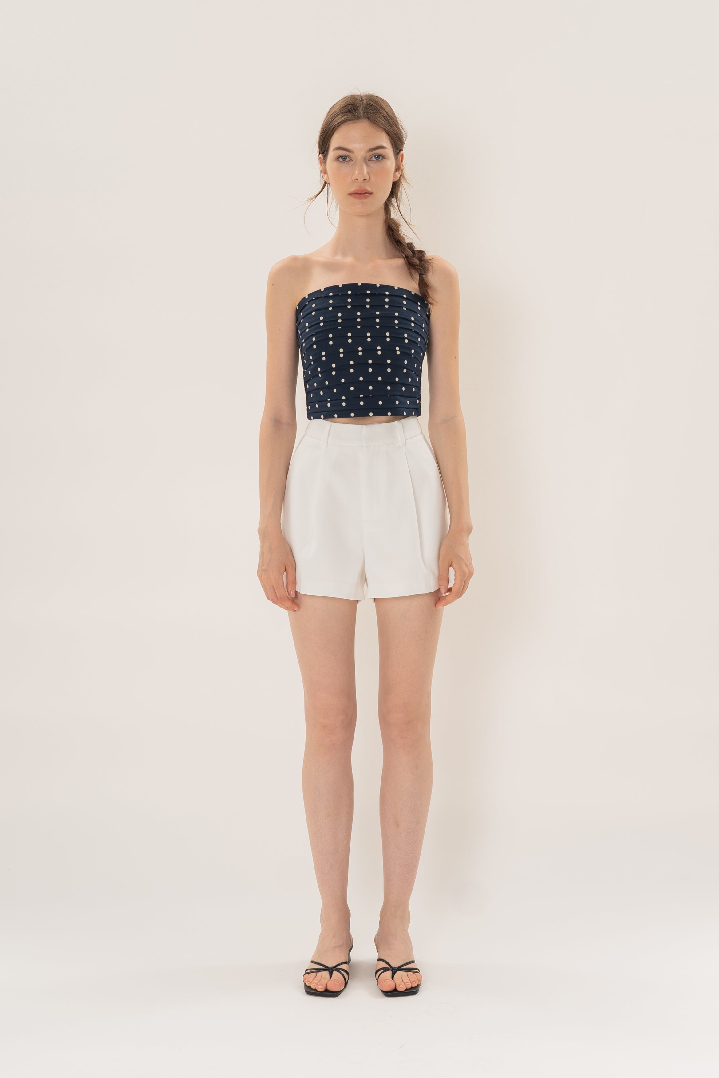 Volume Pleated Shorts in White