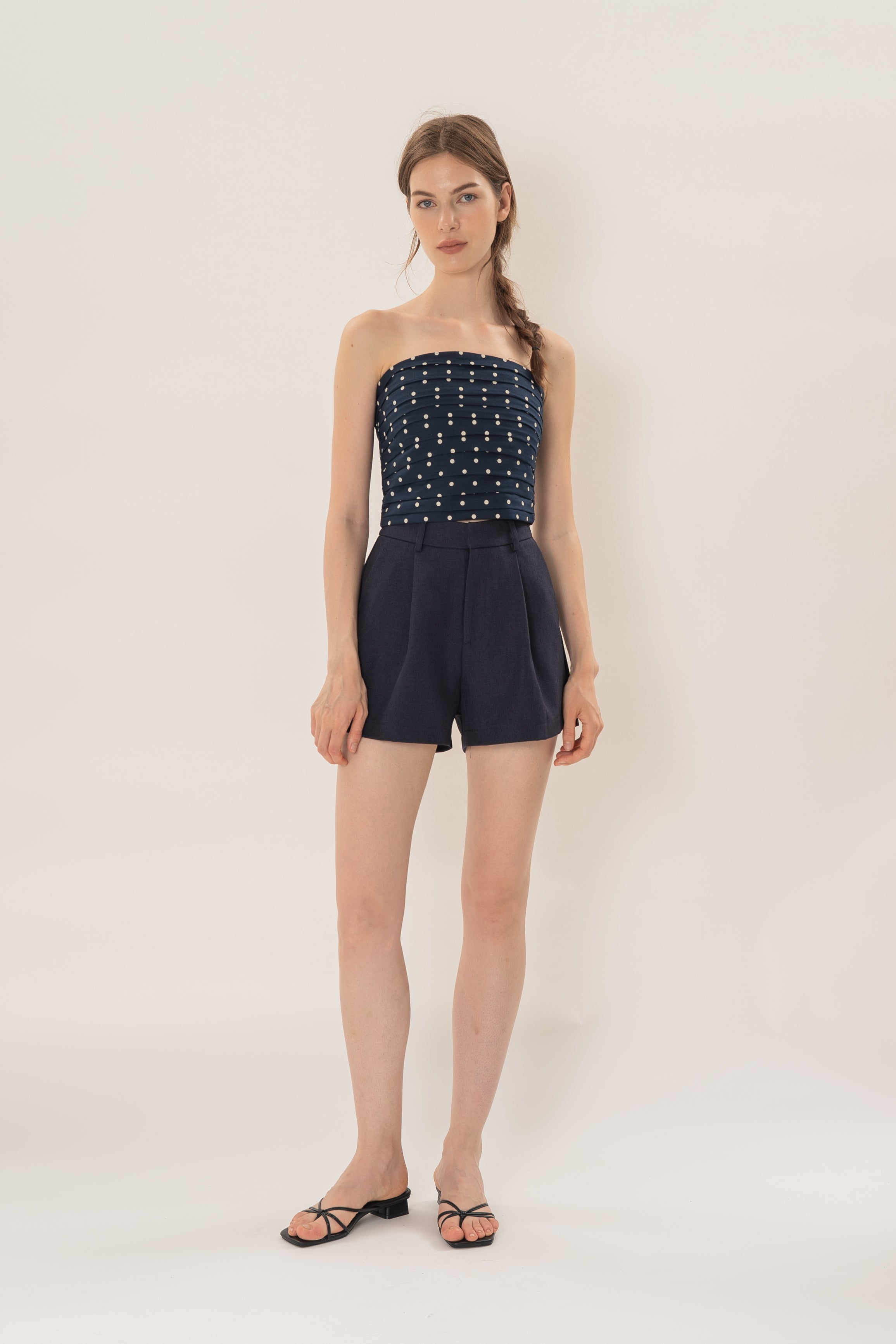 Volume Pleated Shorts in Dark Navy