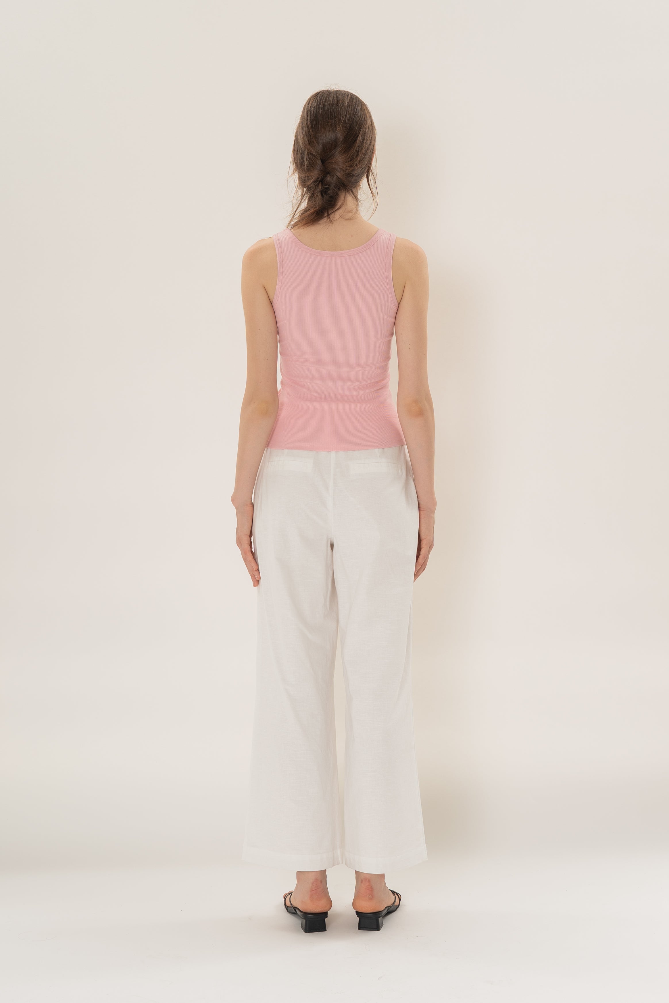 Scoop Neck Tank Top in Pink