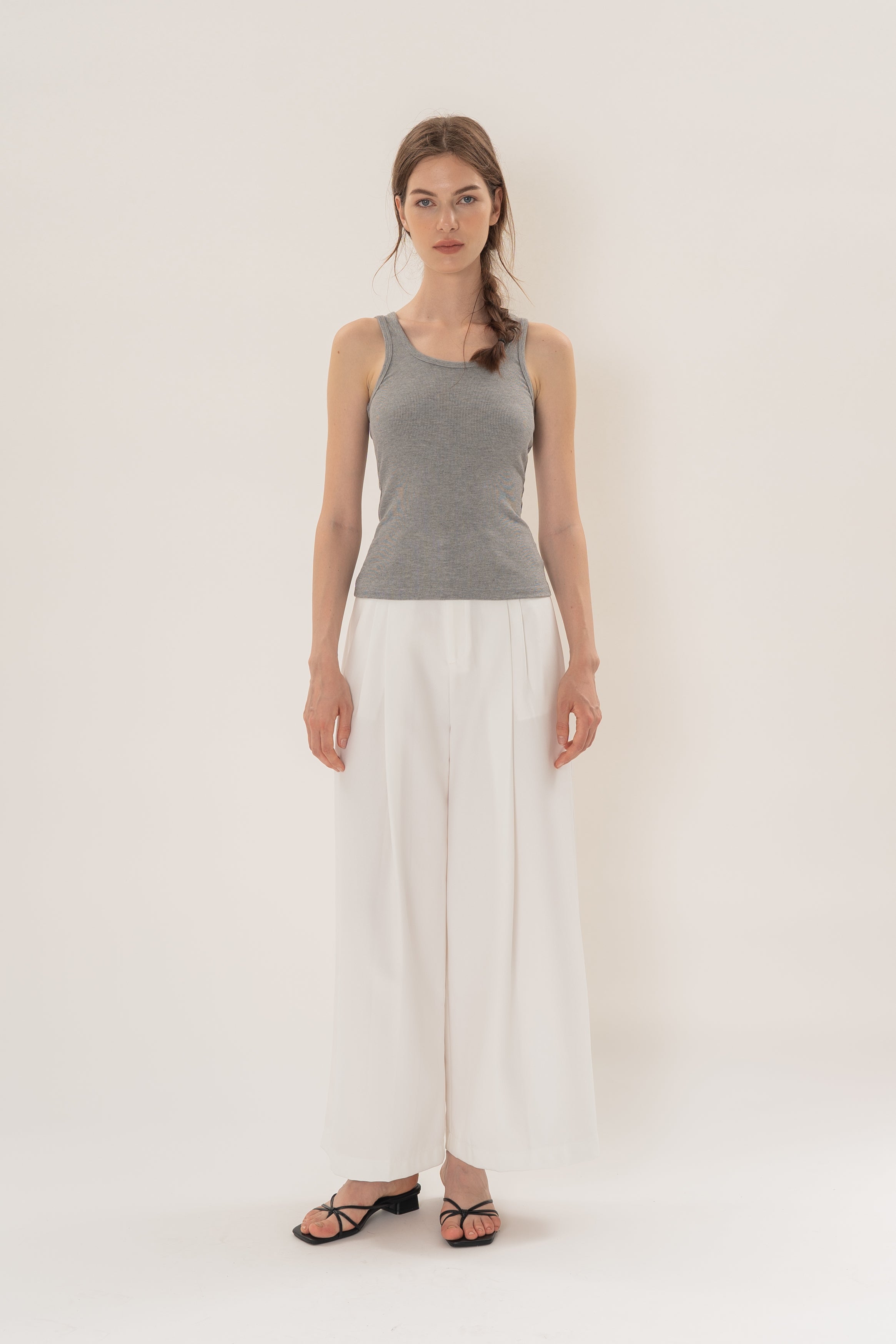 Scoop Neck Tank Top in Heather Grey