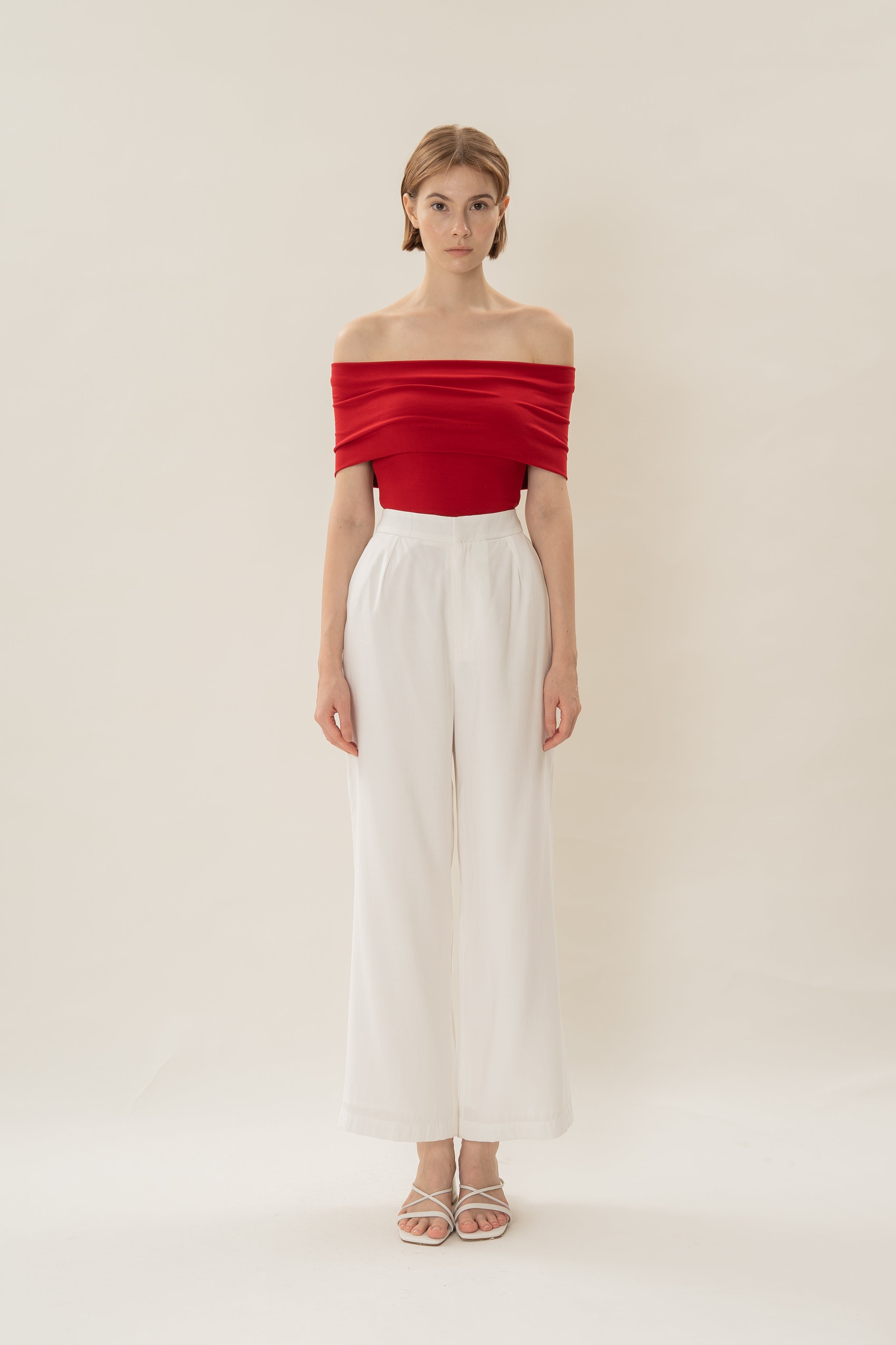 Classic Pleated Trousers in White