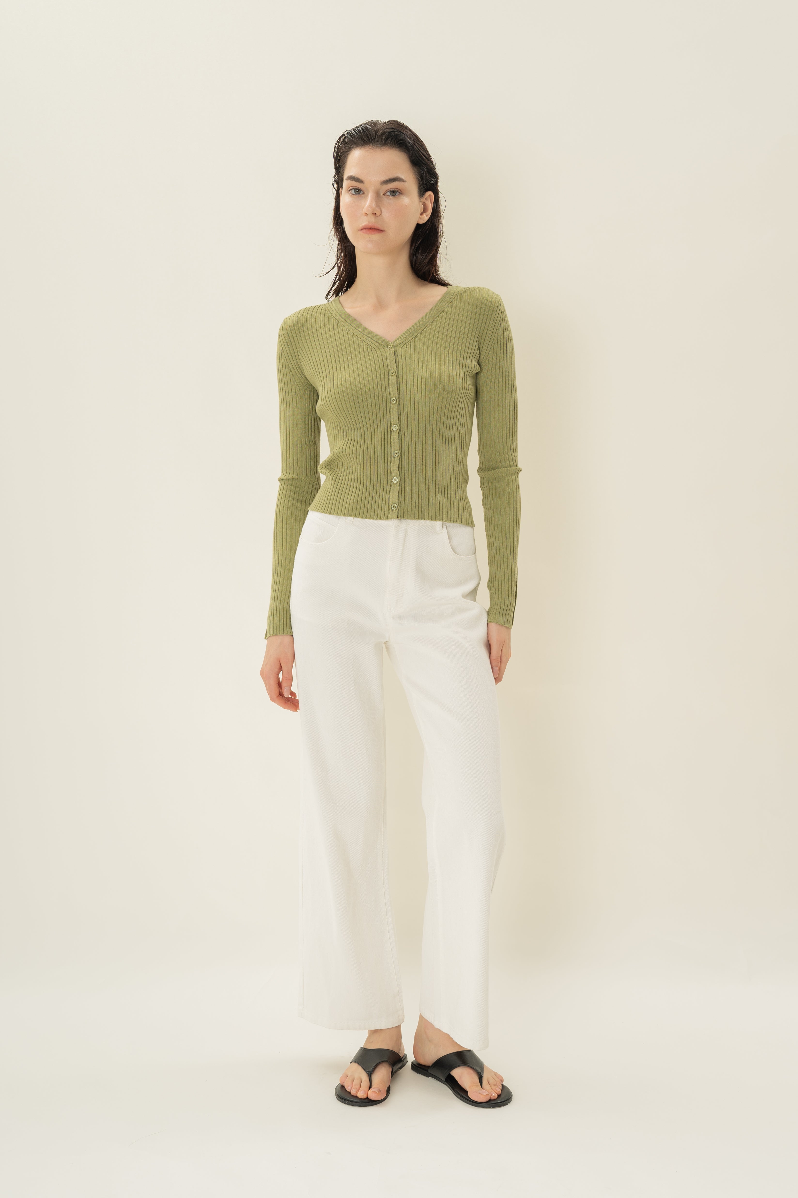 Ribbed Knit Button Down Cardigan in Fern