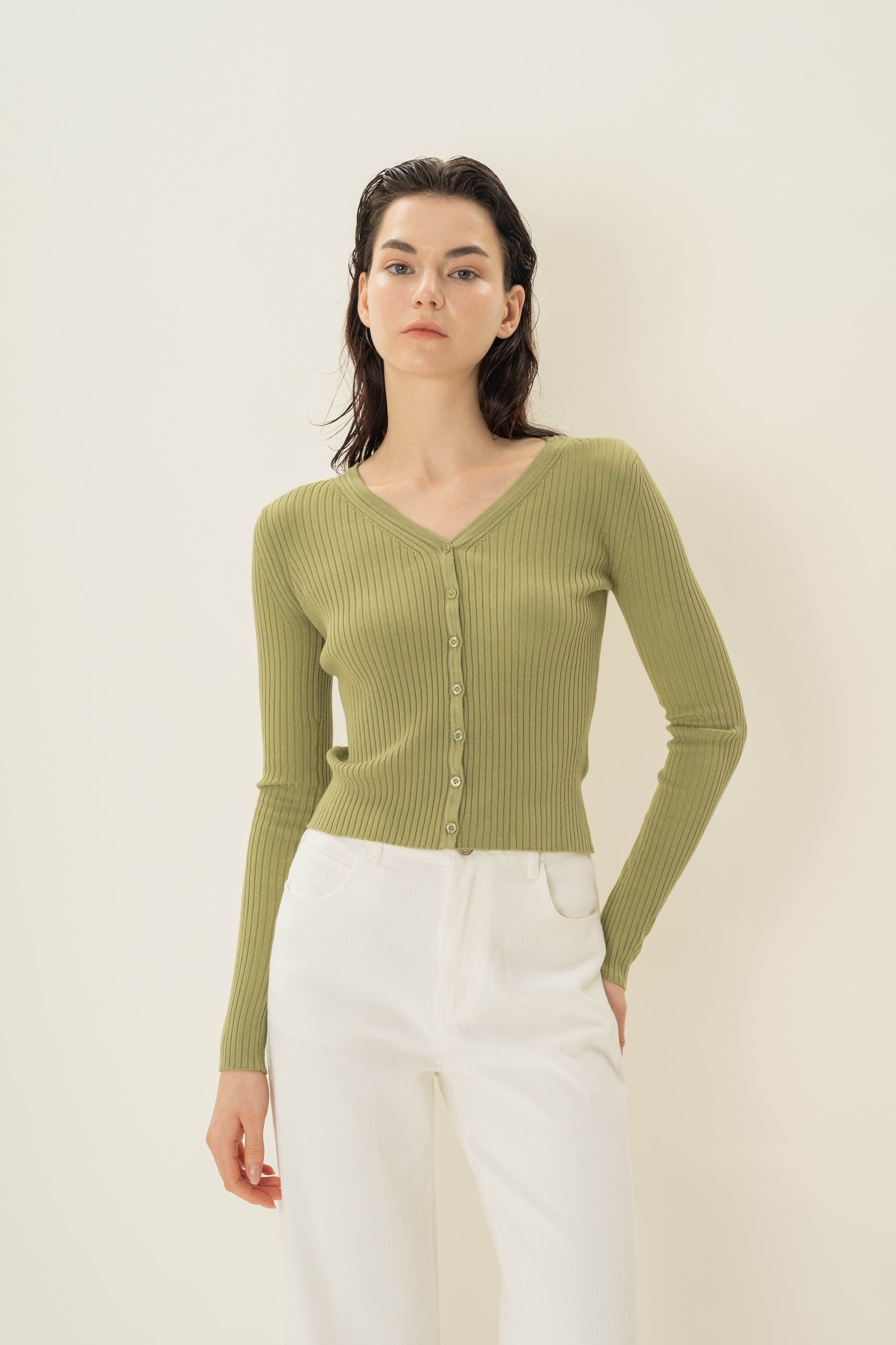 Ribbed Knit Button Down Cardigan in Fern