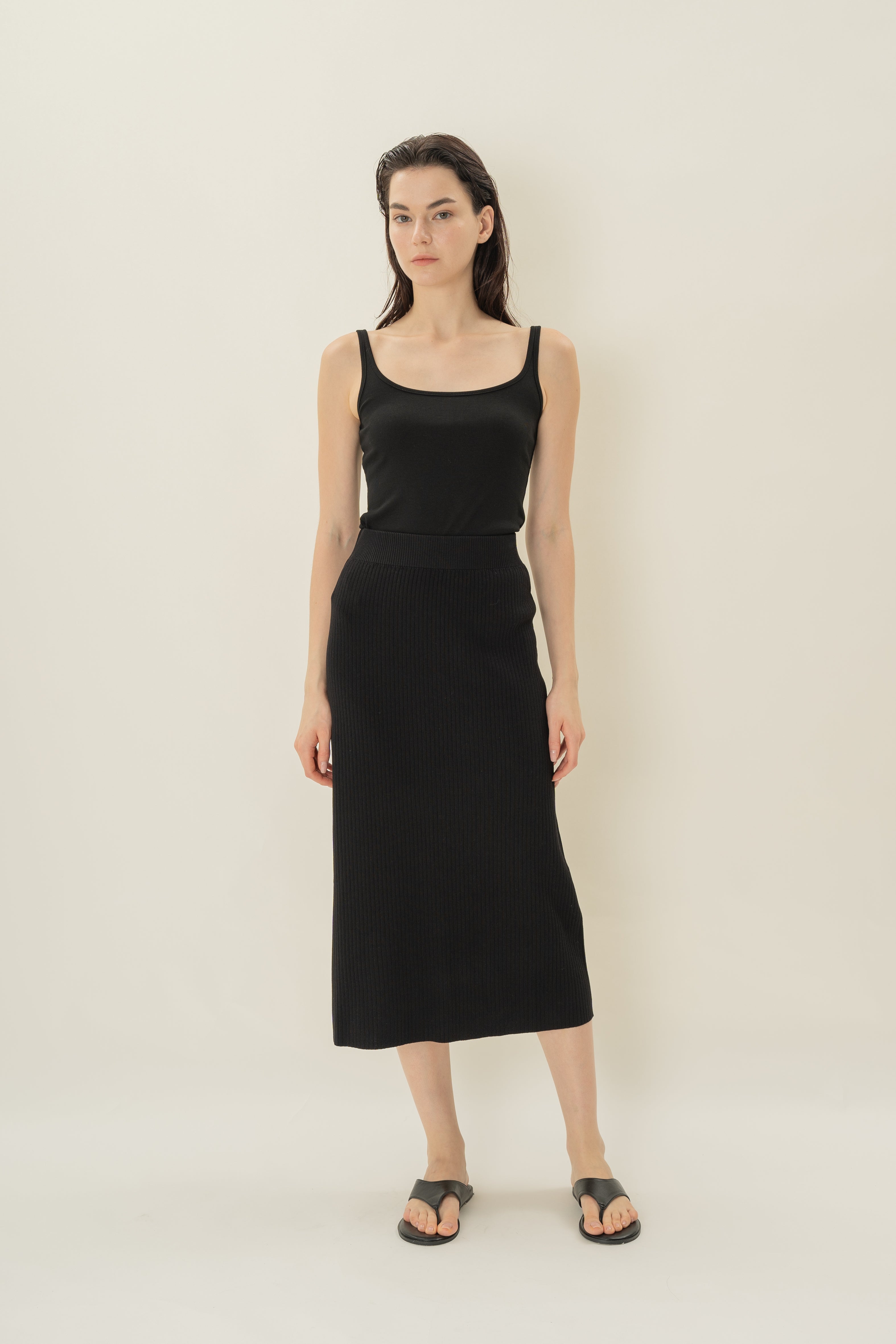 Knitted Straight Skirt in Black
