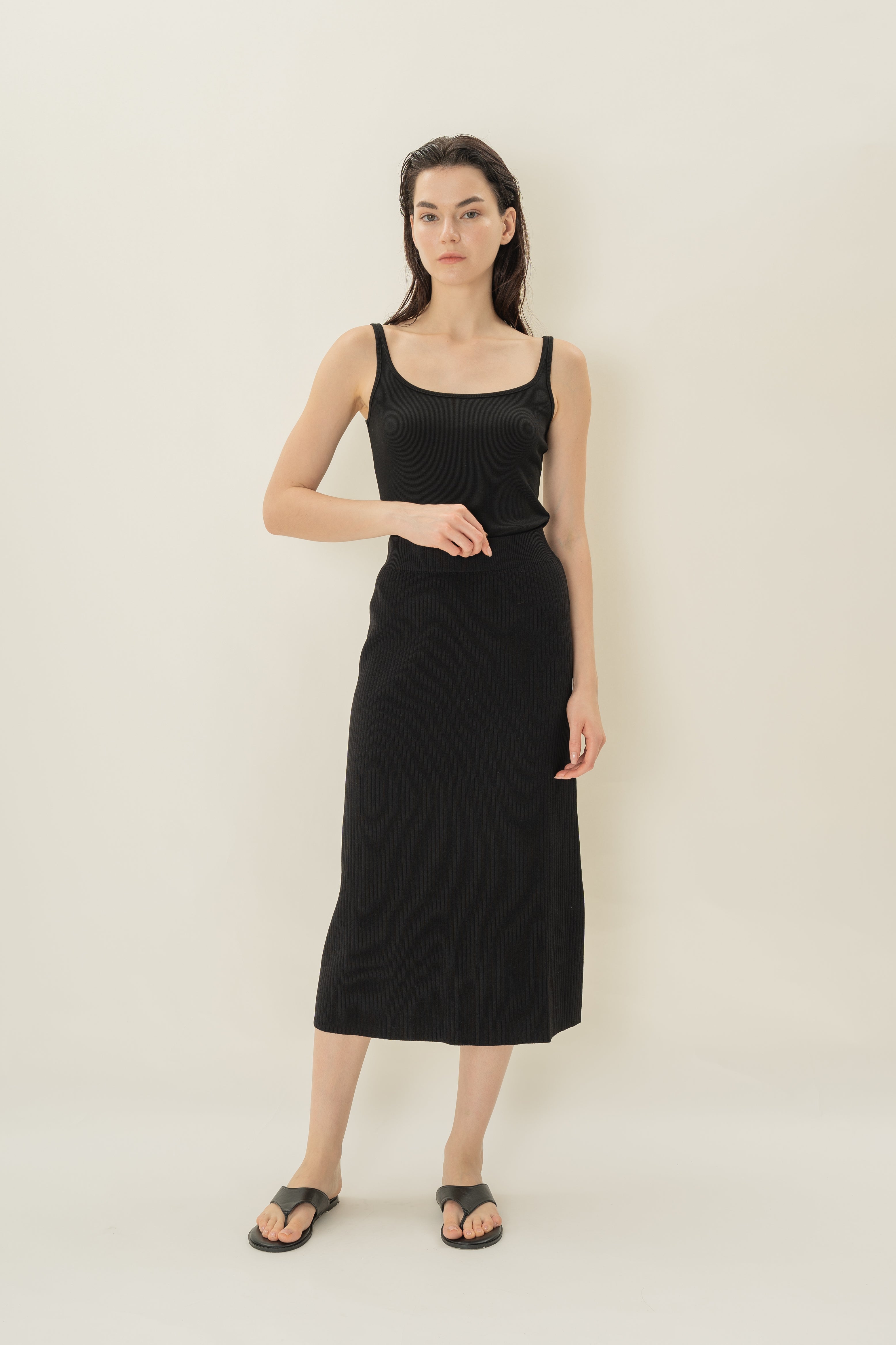 Knitted Straight Skirt in Black