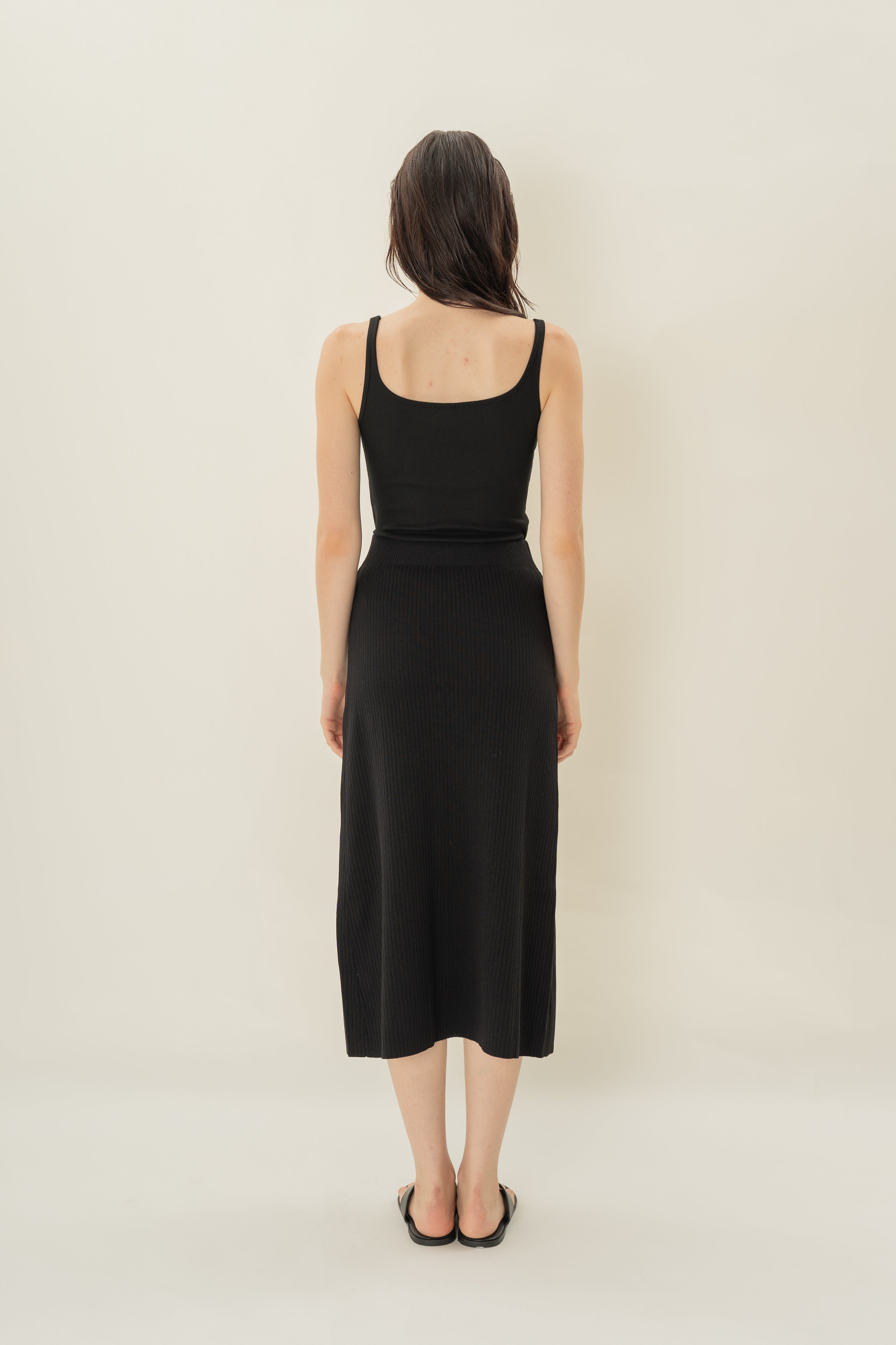 Knitted Straight Skirt in Black