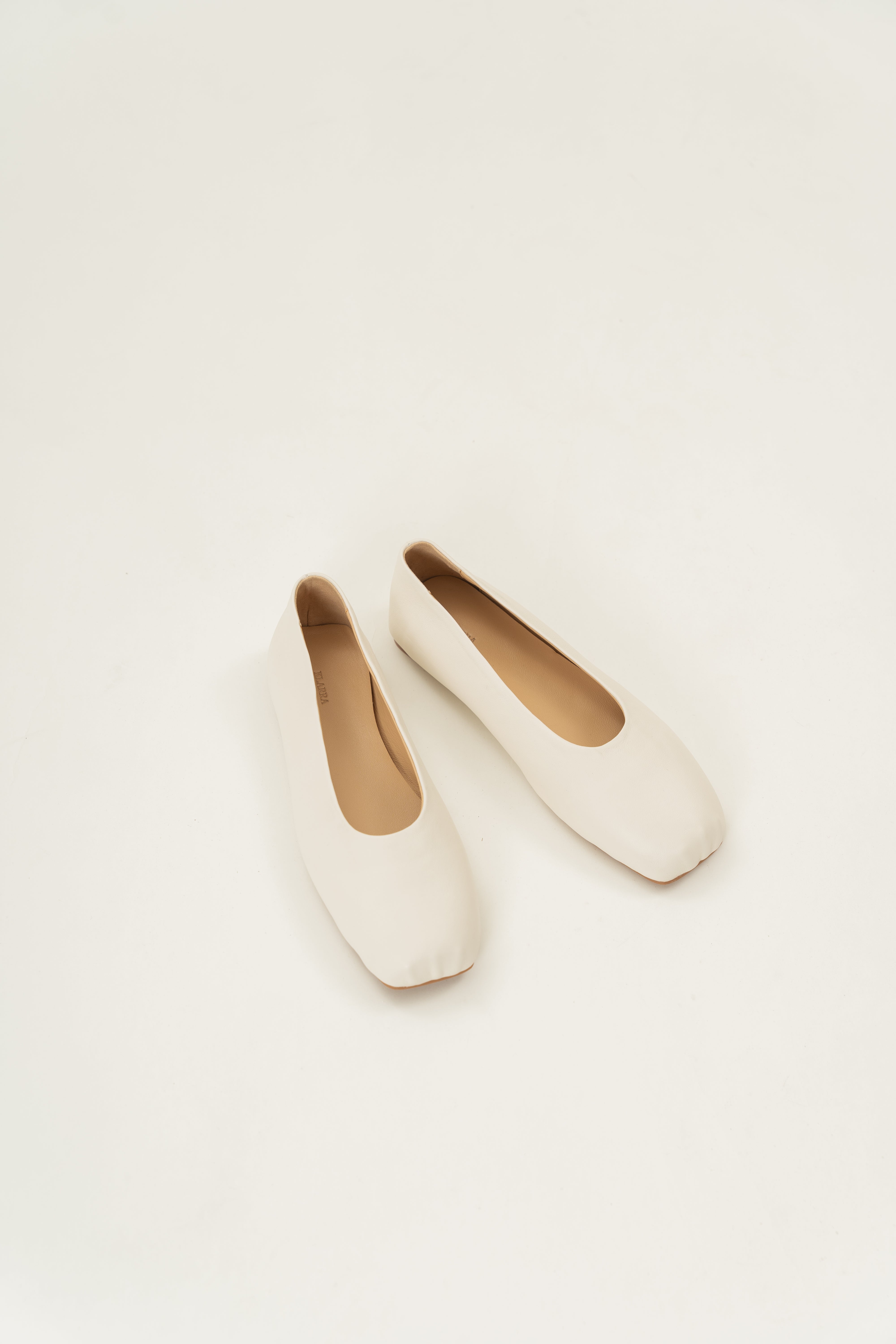 Dalla Leather Flats in White