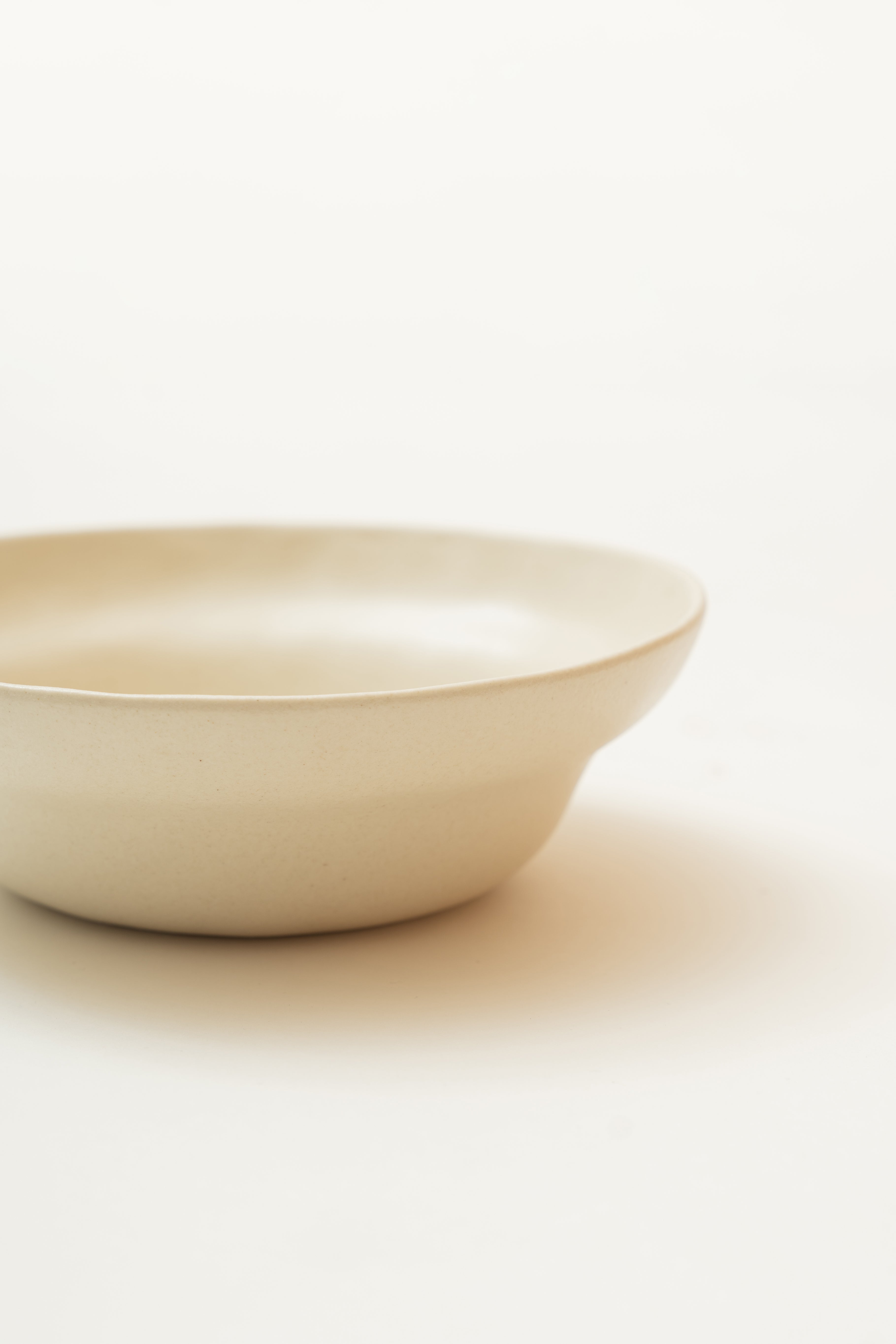 Serving Bowl in Cream
