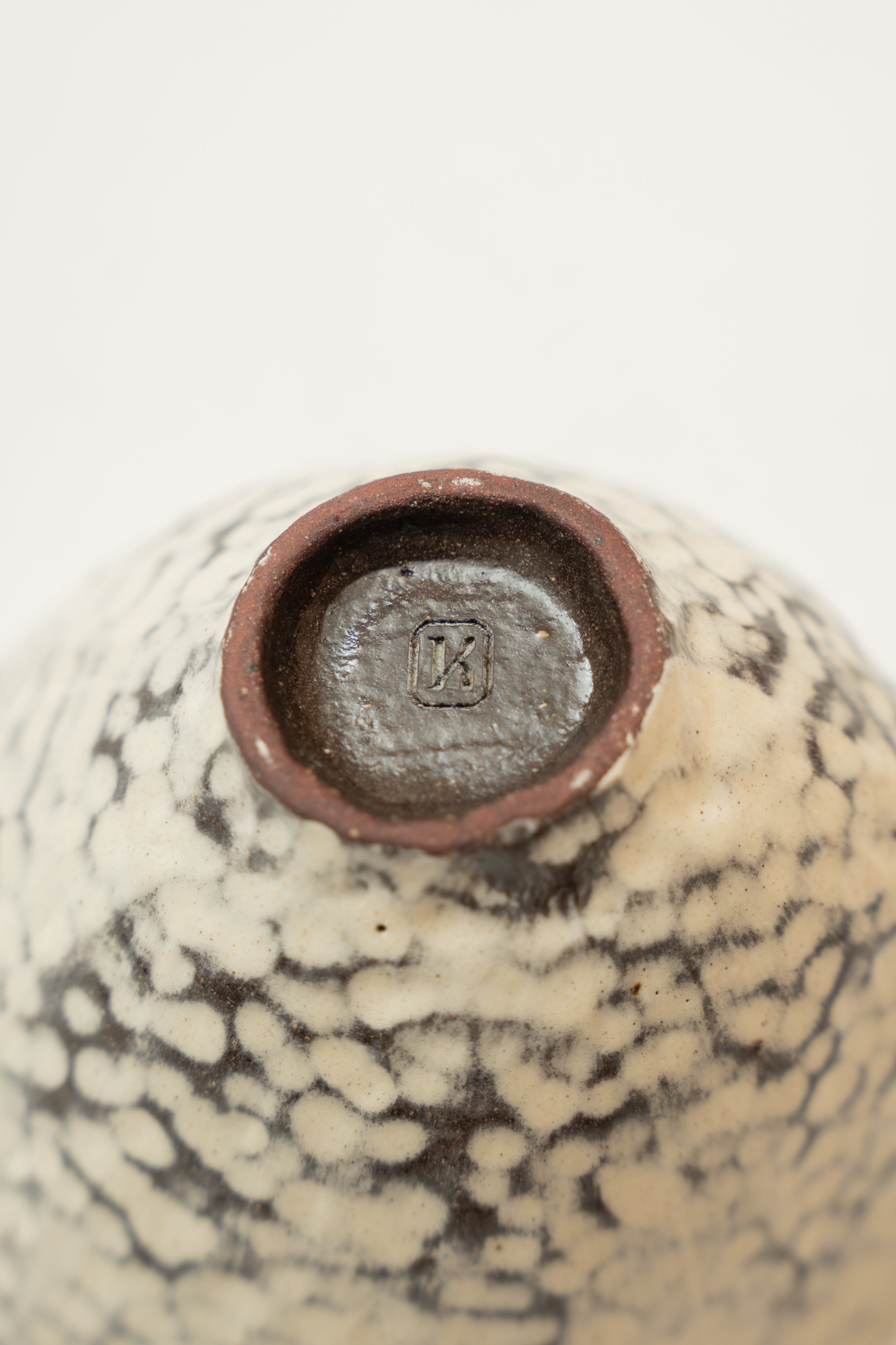 Tea Bowl With Spout In Speckled Stone Brown