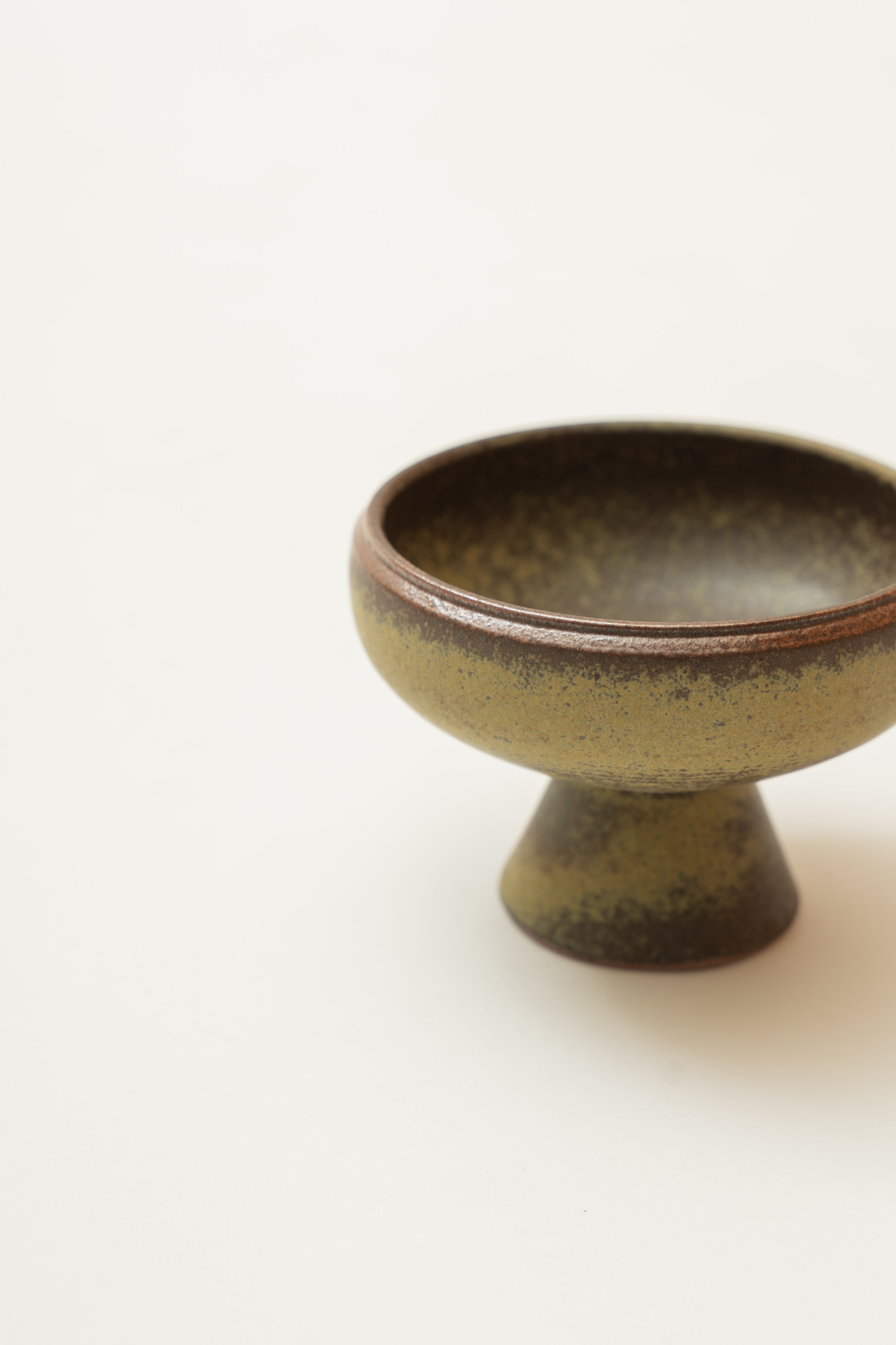 Earthenware Pedestal Bowl in Dark Elmwood