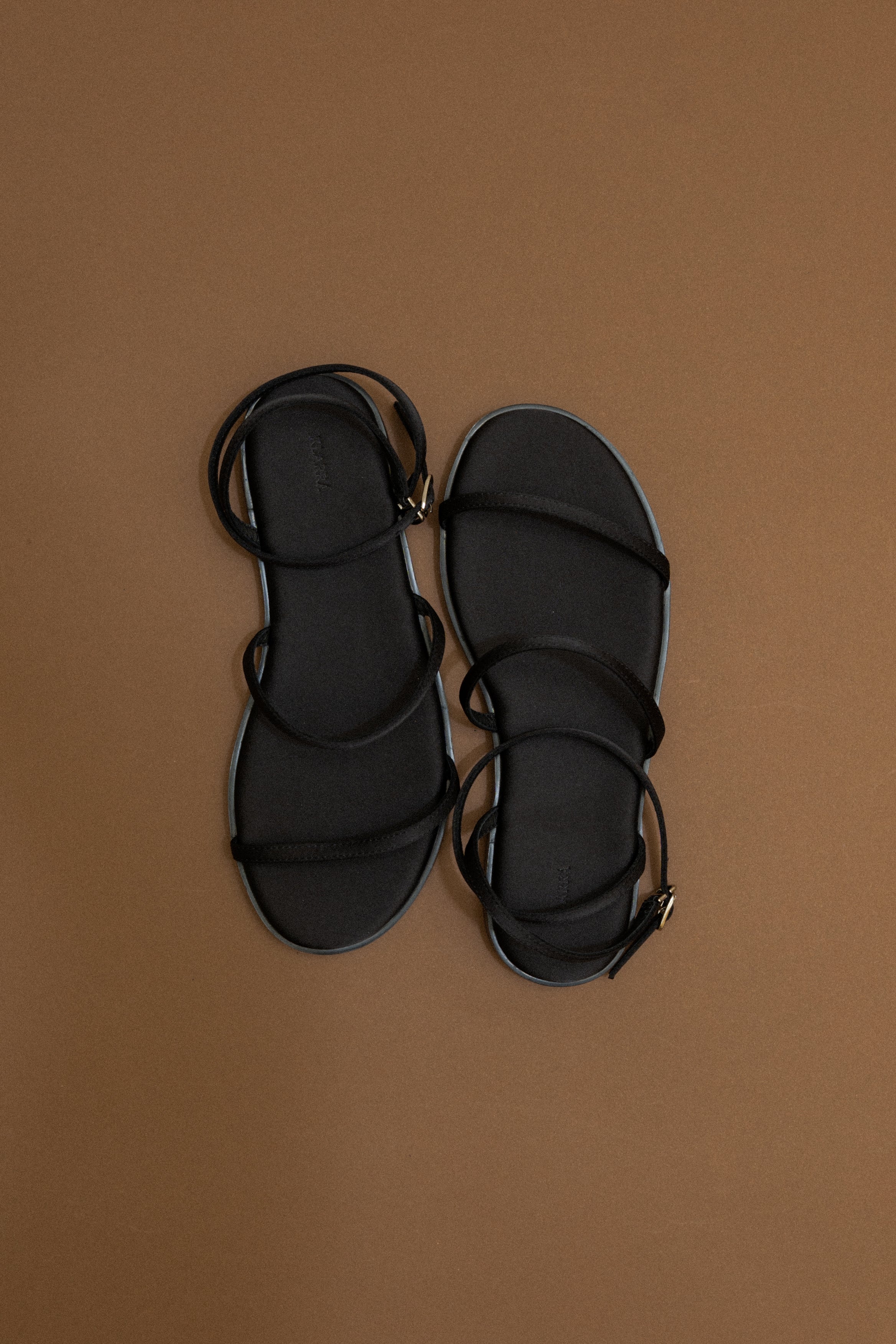 Lyla Sandals in Black
