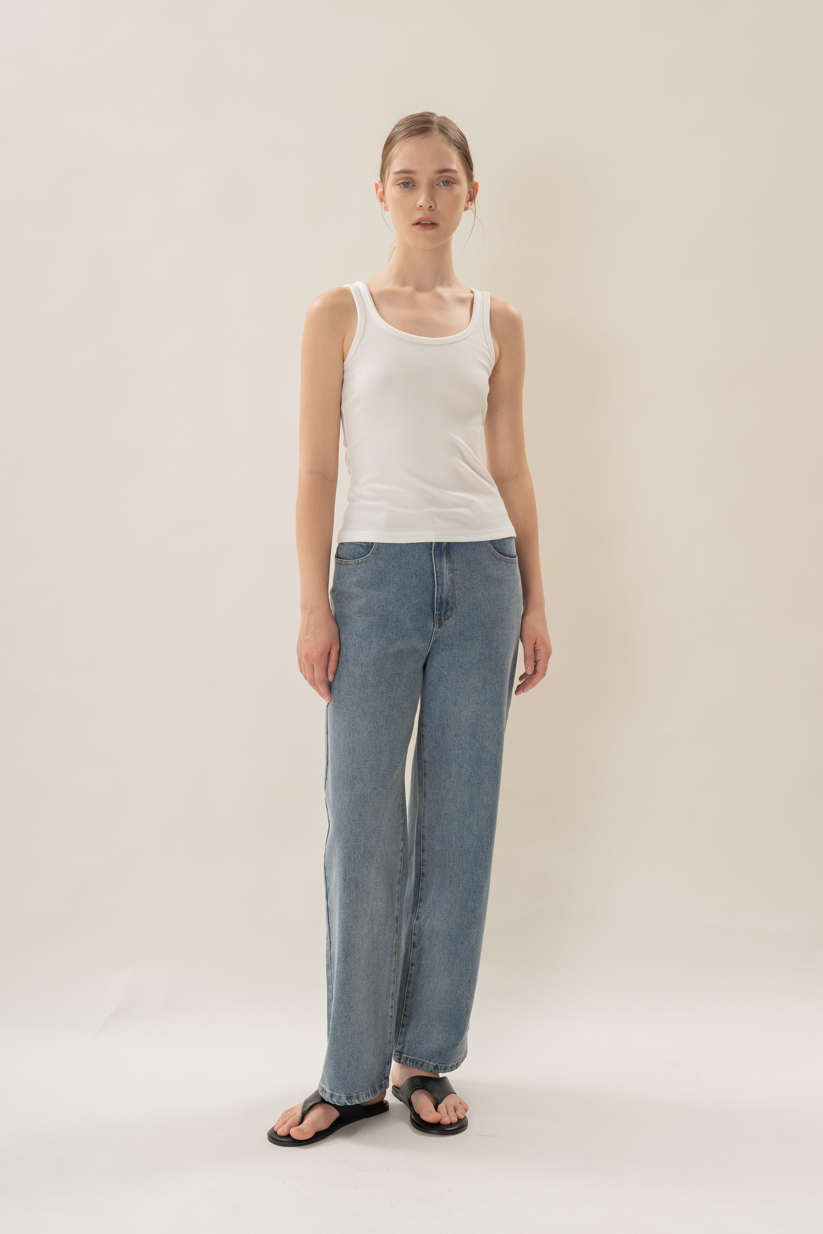 Scoop Neck Tank Top in White