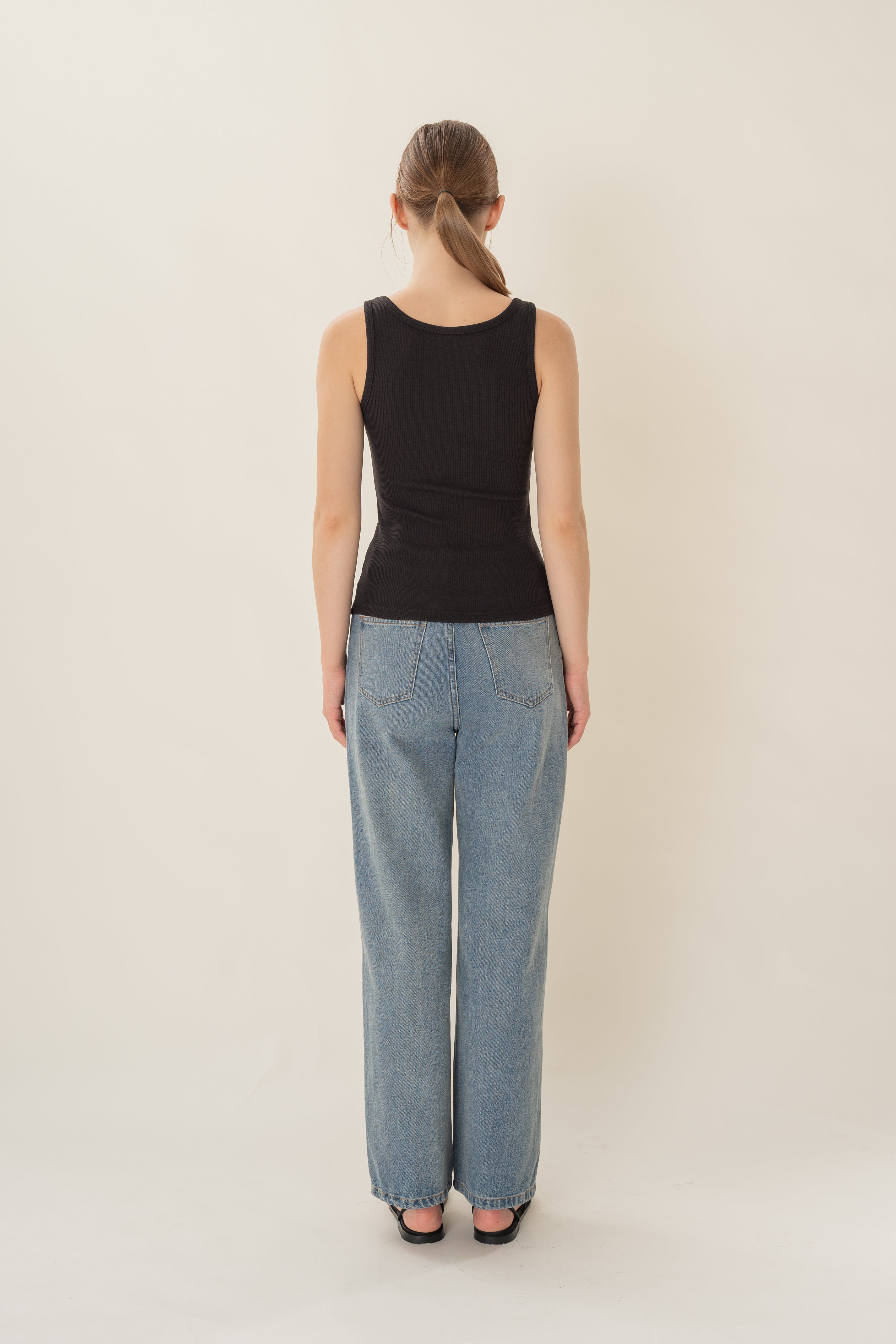 Scoop Neck Tank Top in Black