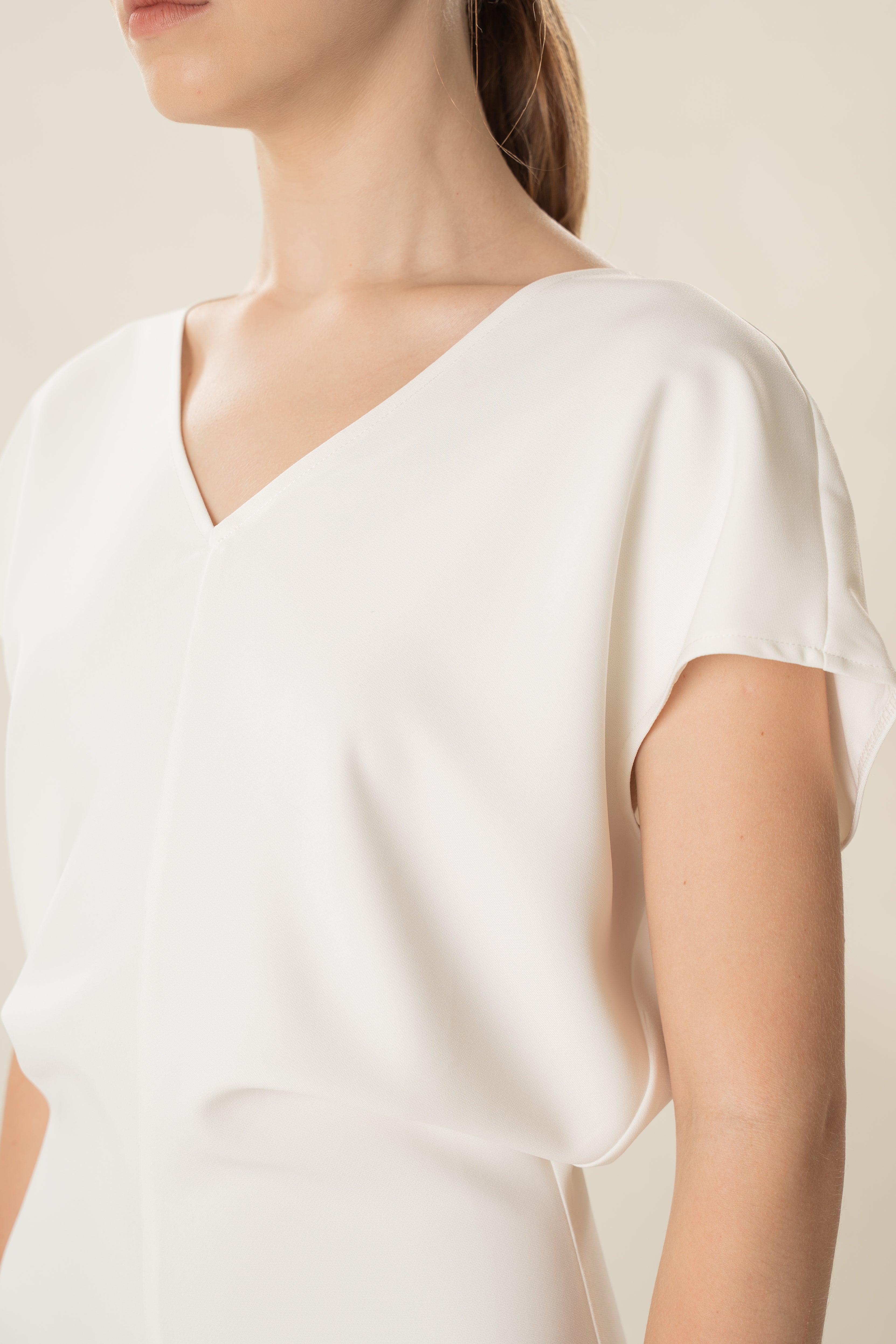 V-Neck Waisted Midi in White