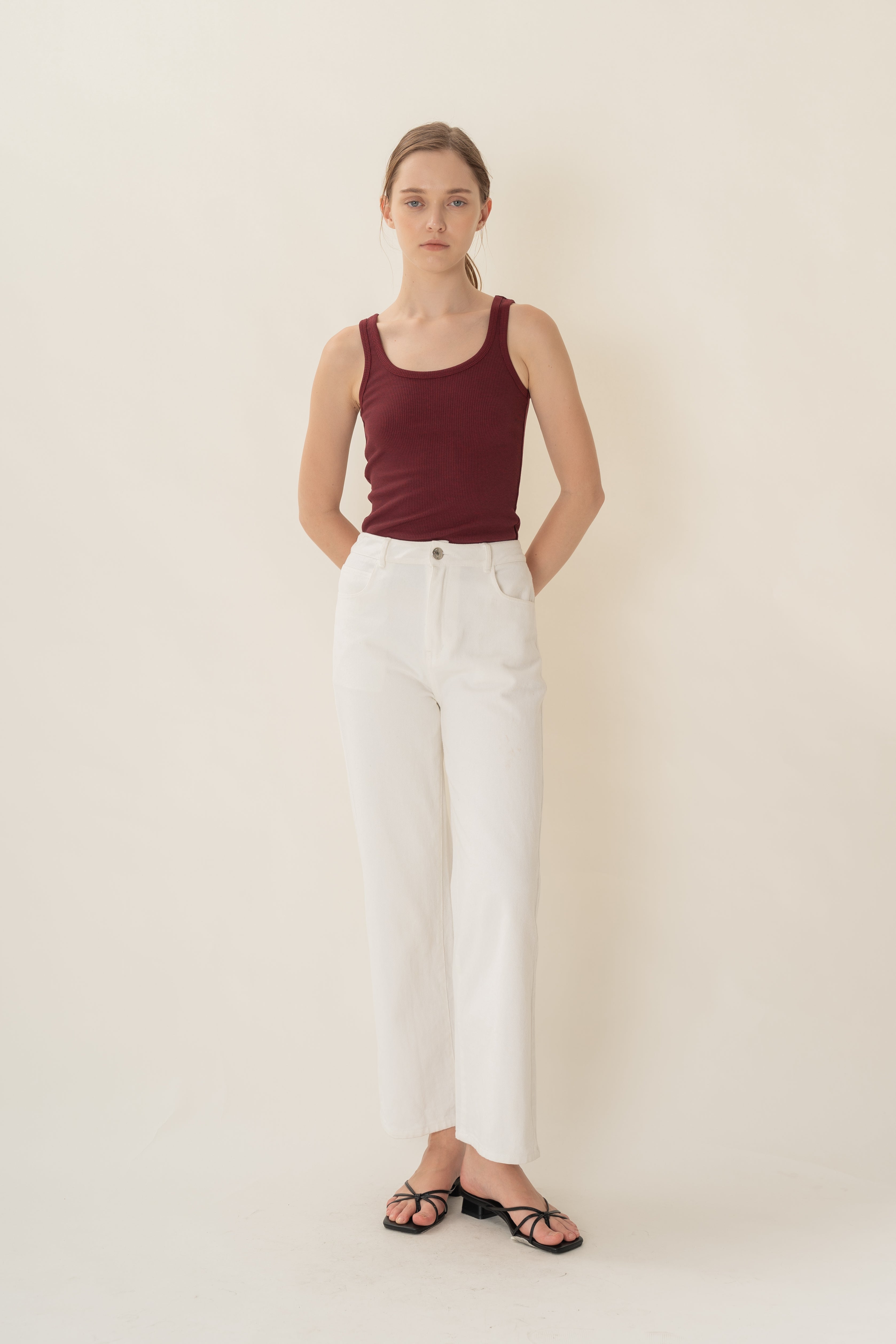 Scoop Neck Tank Top in Merlot