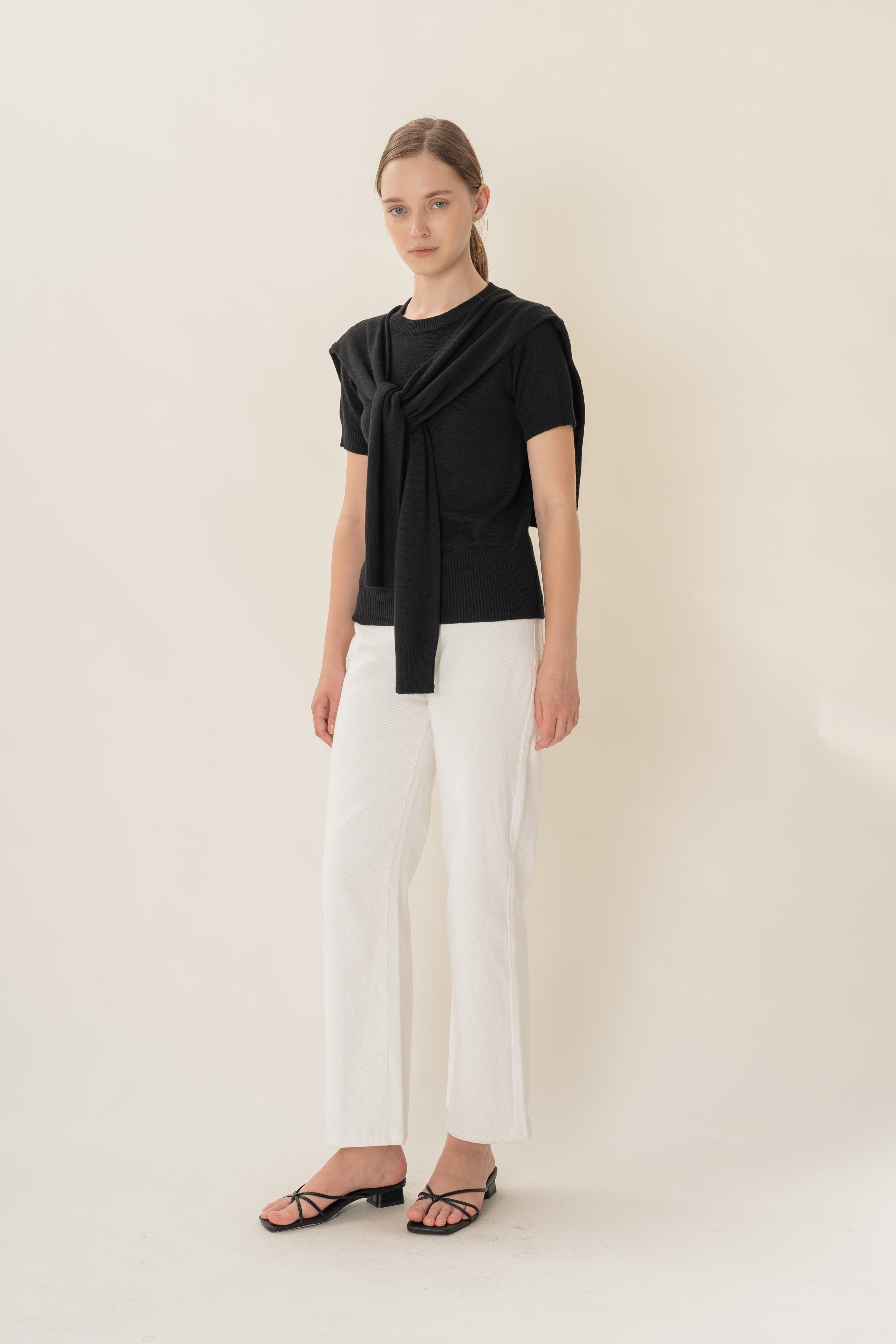 Two-Piece Knitted Short Sleeve Sweater in Black