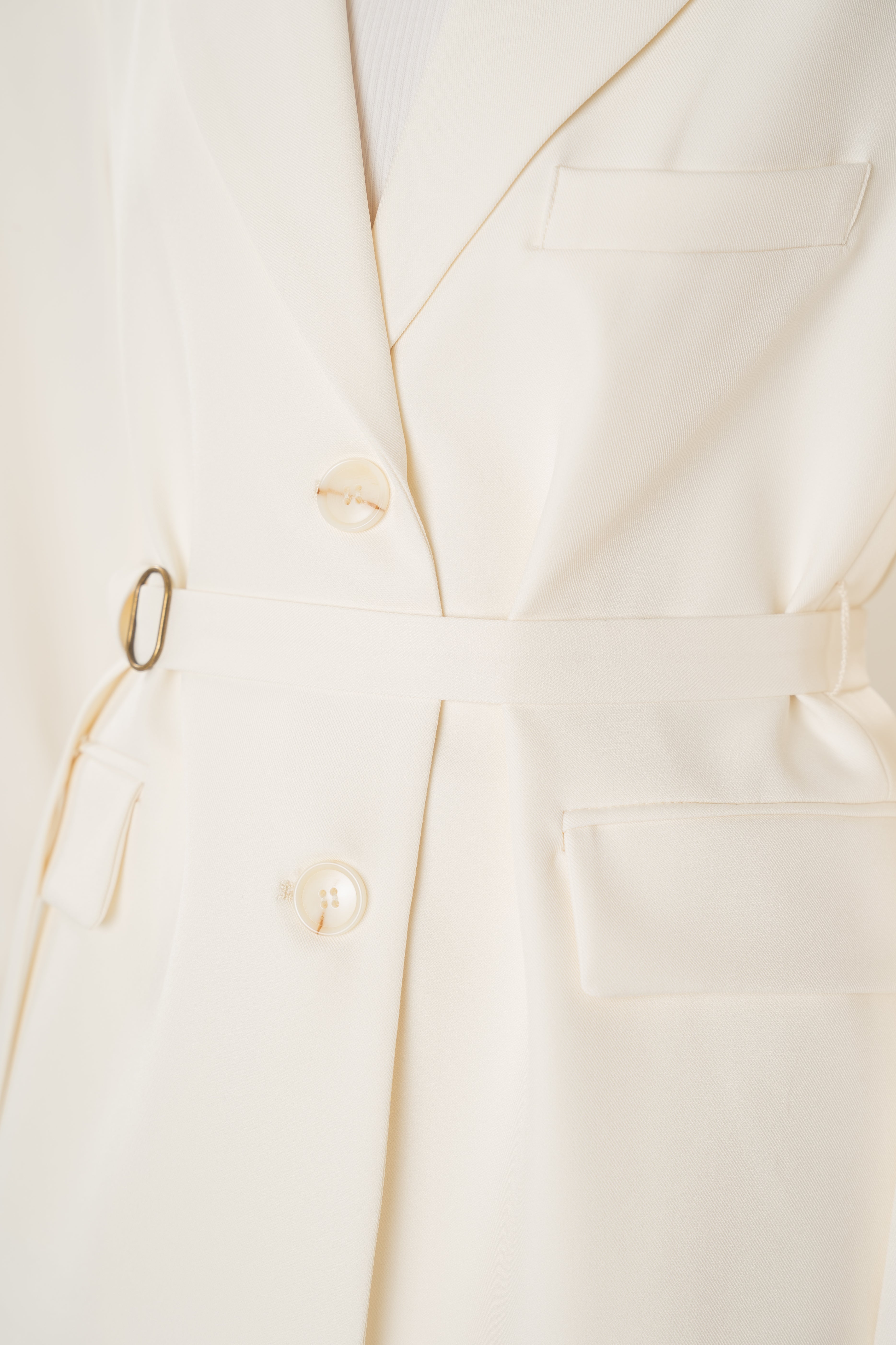 Oversized Blazer in Ivory