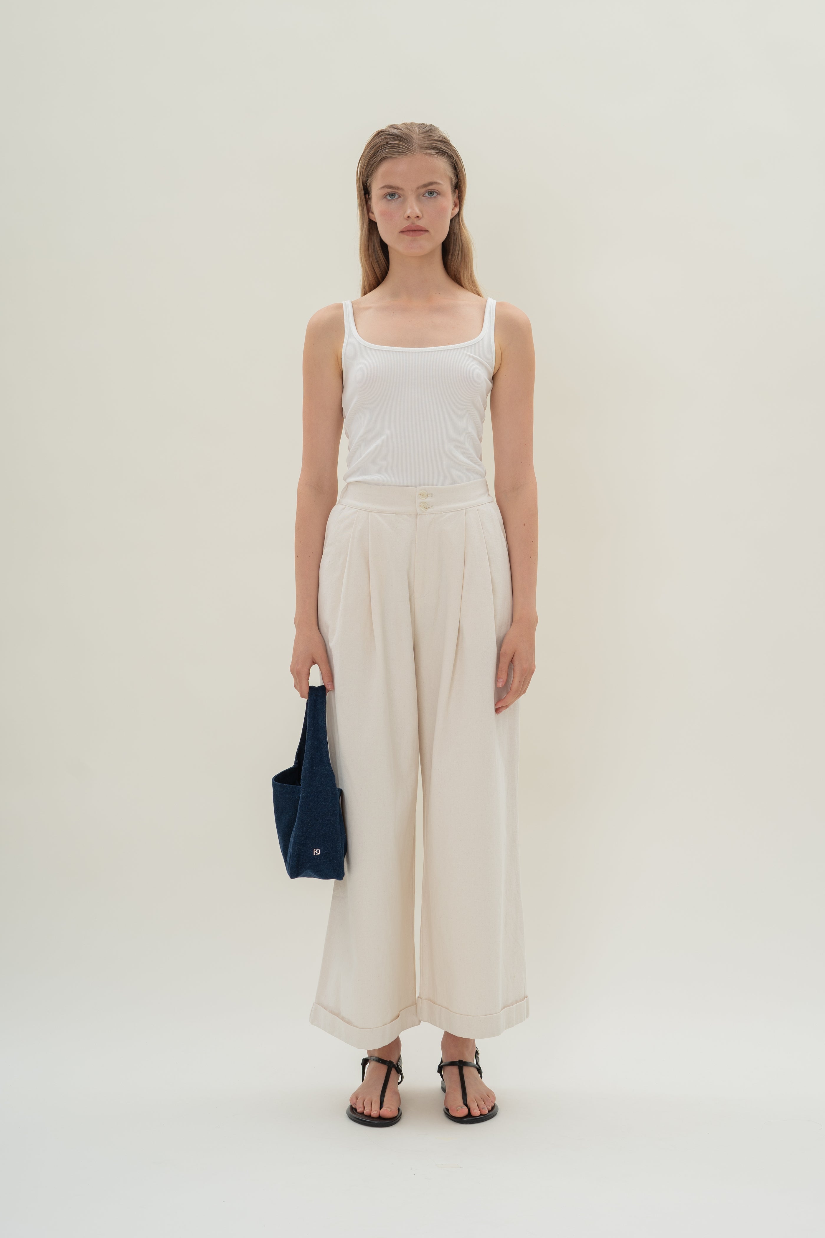 Wide-Leg Pleated Denim Pants in Natural