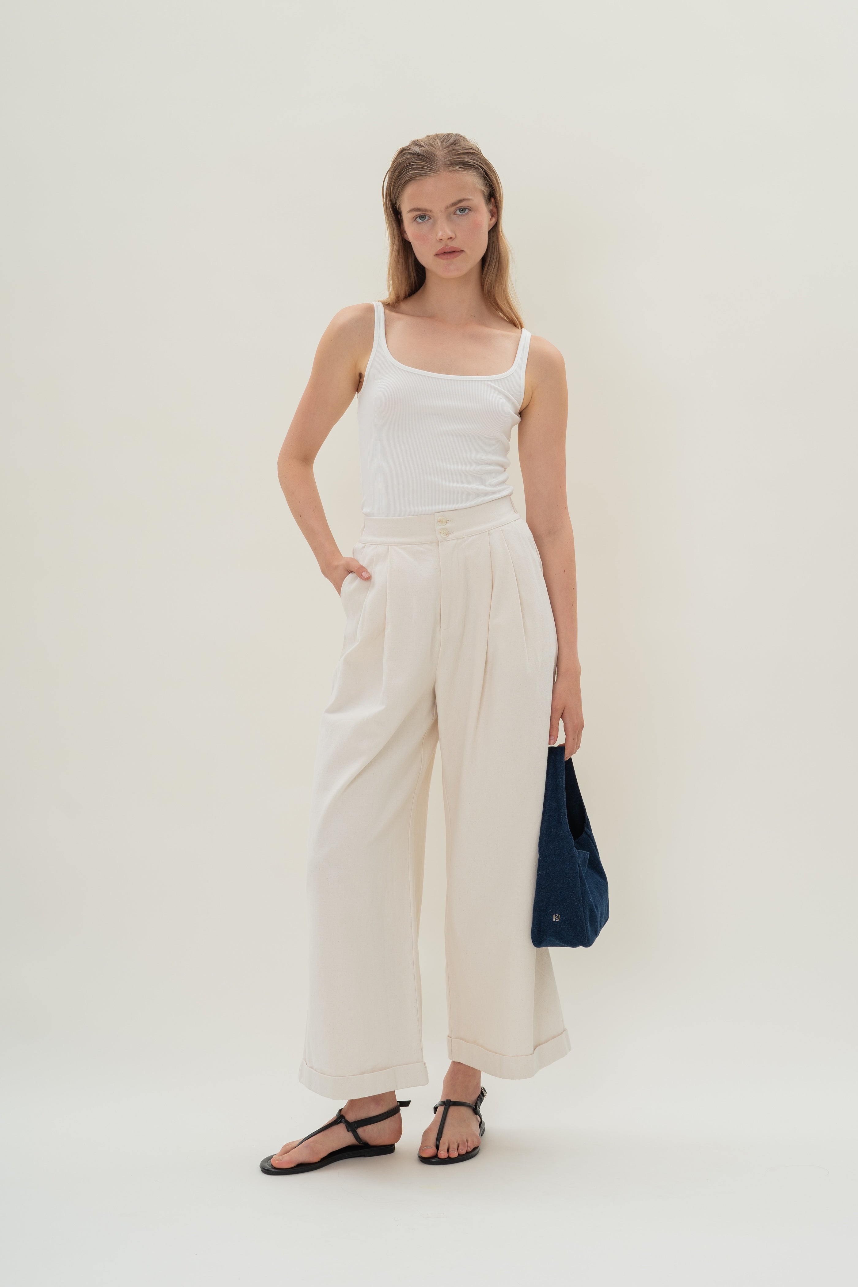 Wide-Leg Pleated Denim Pants in Natural