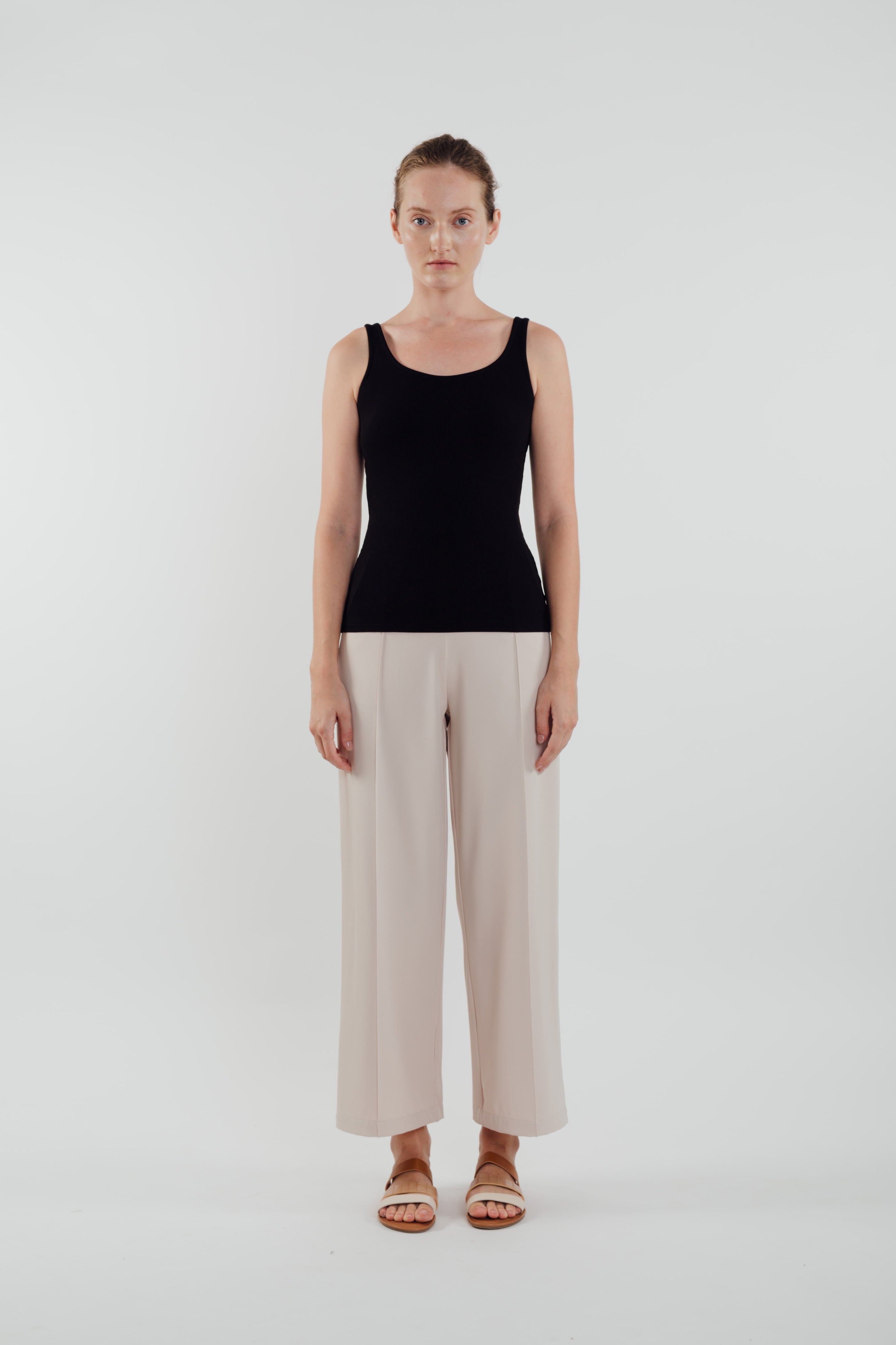 Round Neck Tank Top in Black (Sale)