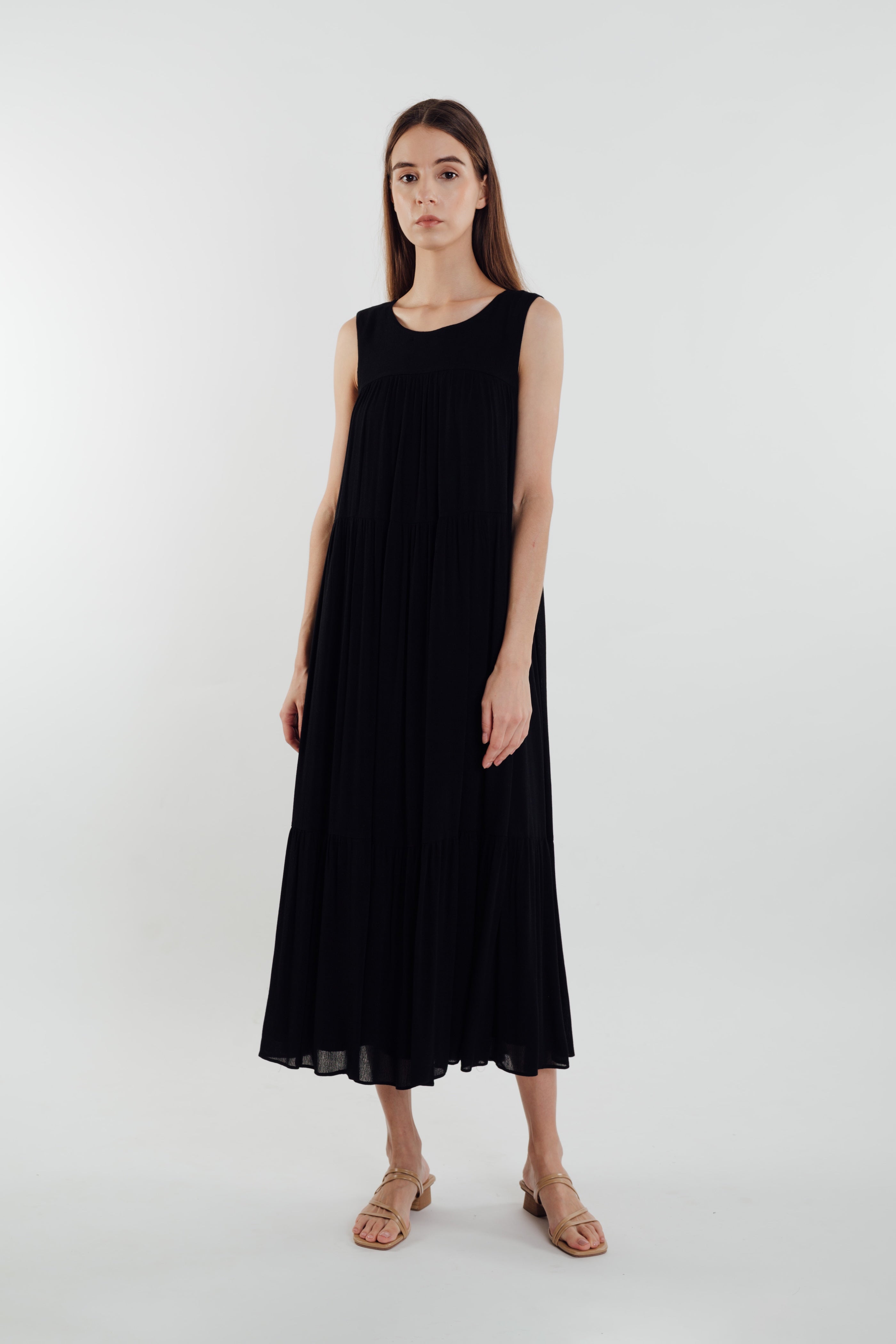 Tiered Textured Maxi Dress in Black