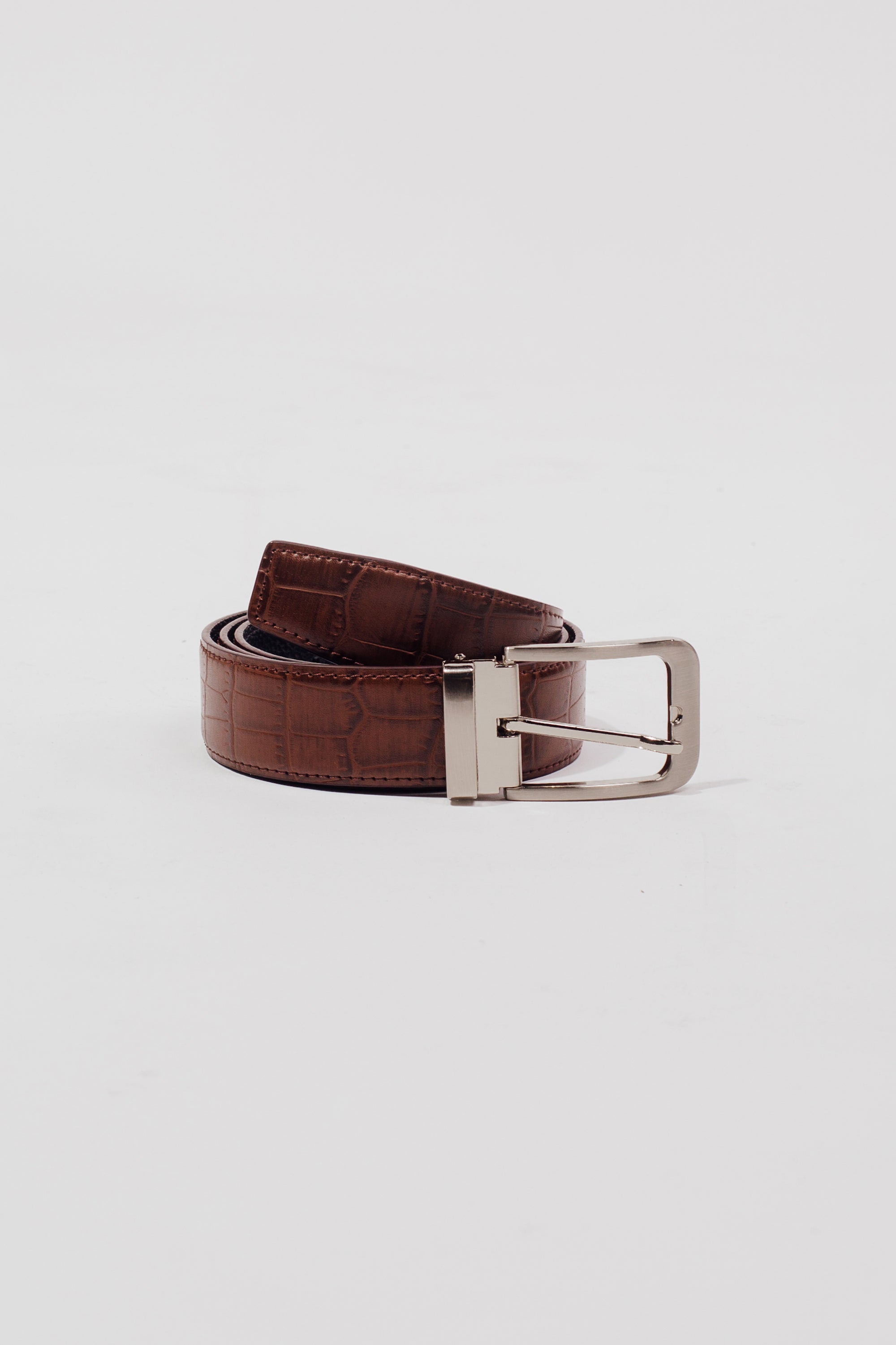 The Theo Belt In Textured Brown - Unisex