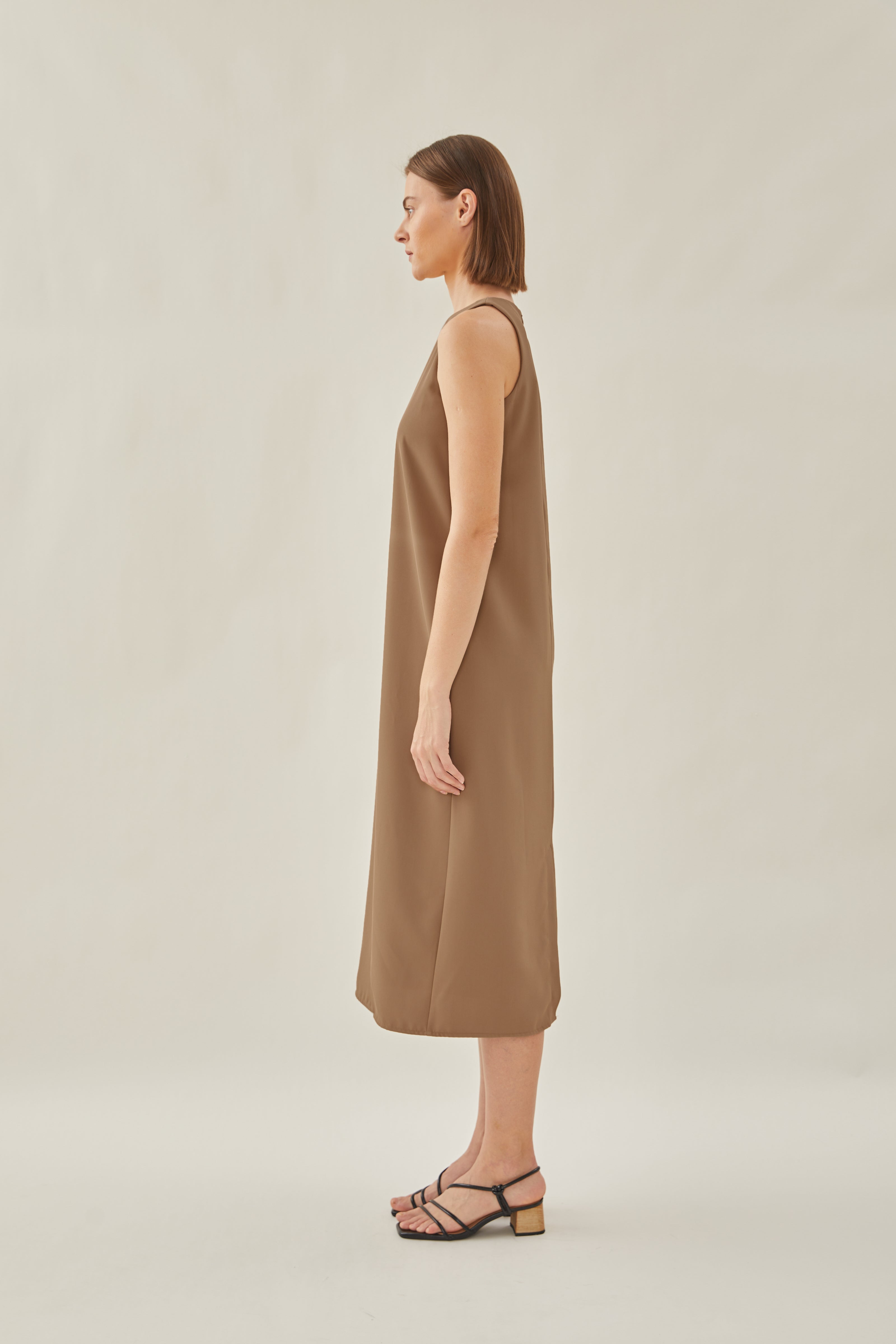 Round Neck Midi Dress in Brown