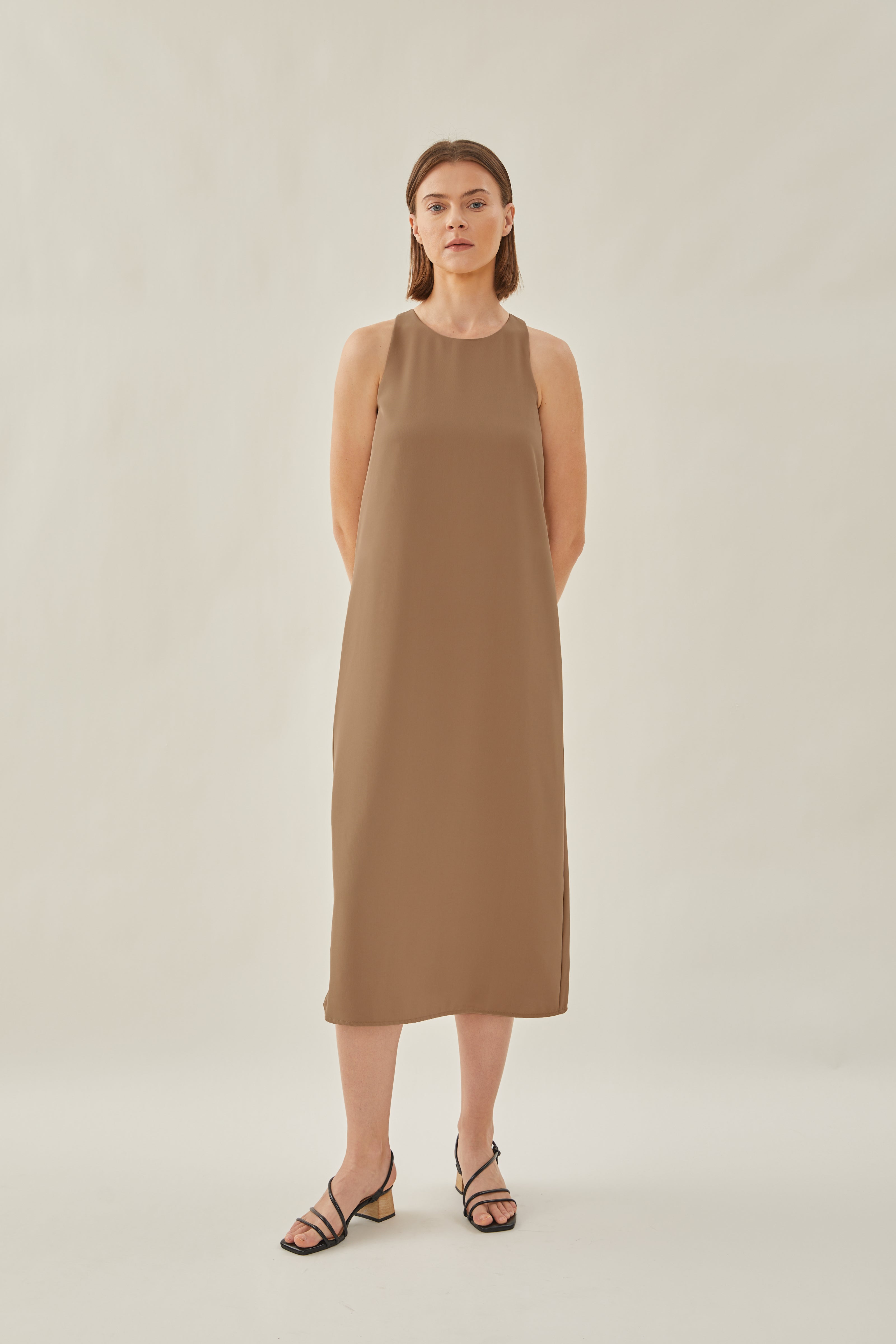 Round Neck Midi Dress in Brown