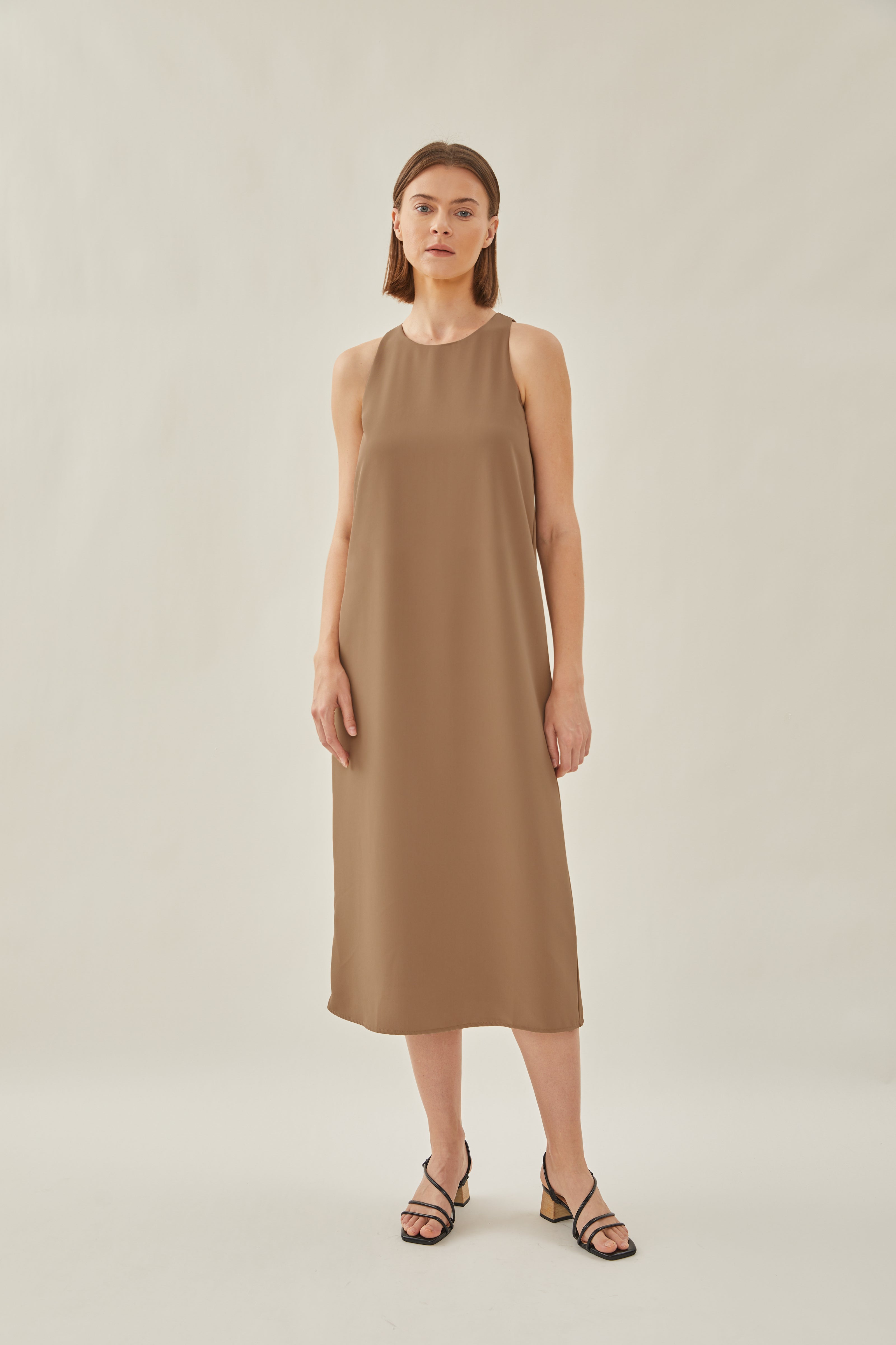 Round Neck Midi Dress in Brown