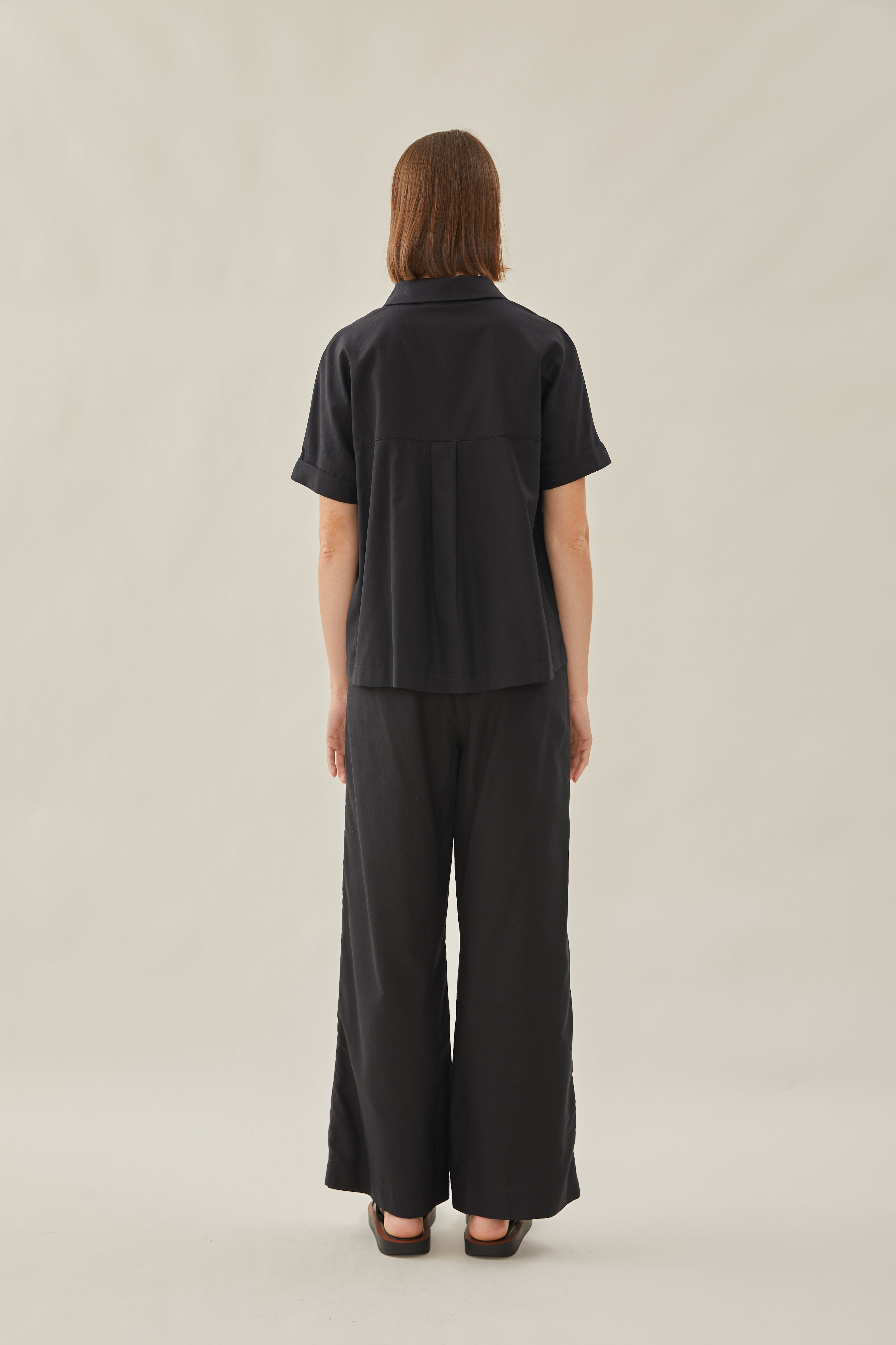 Cotton Short Sleeved Shirt in Black