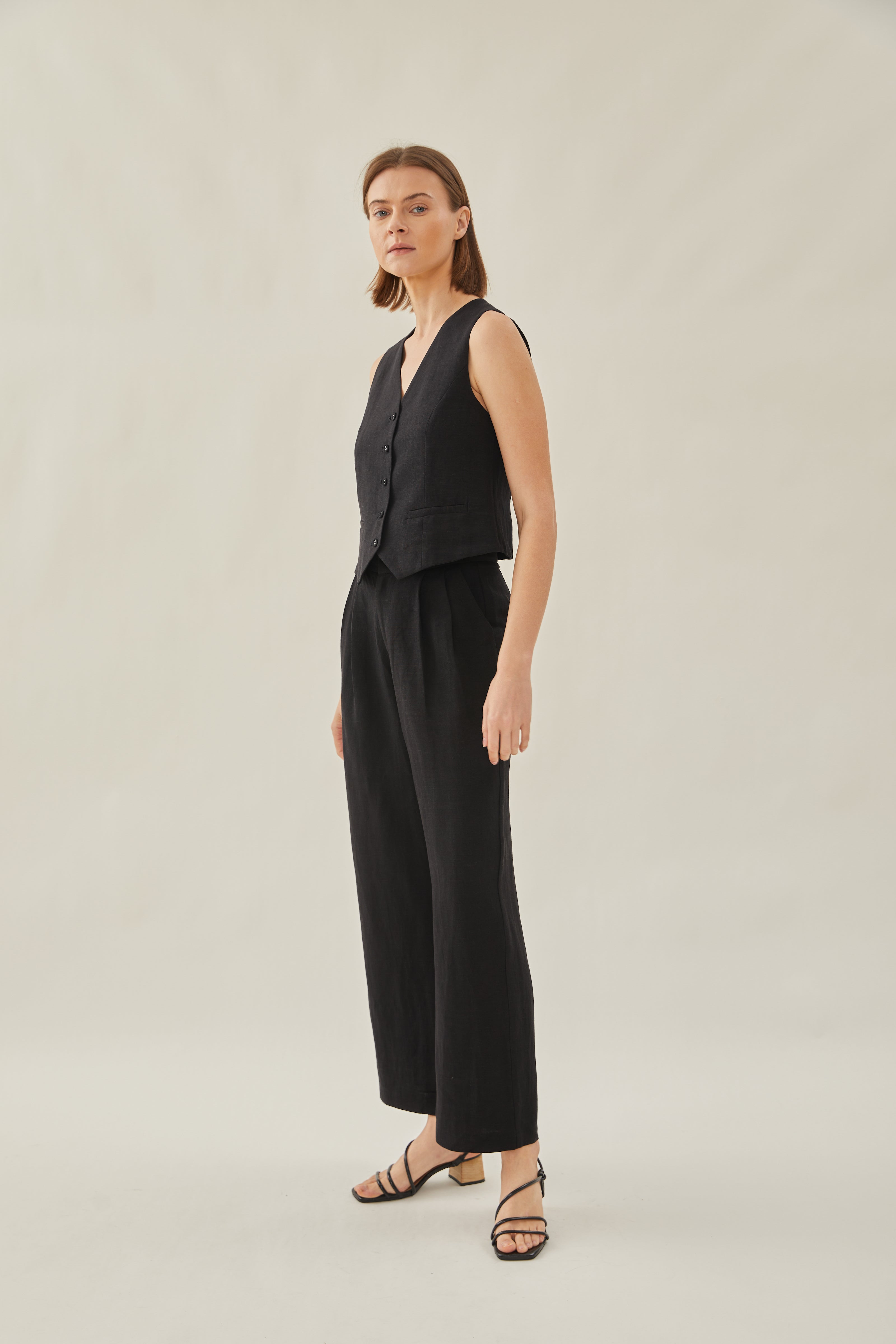 Linen Waistcoat in Black