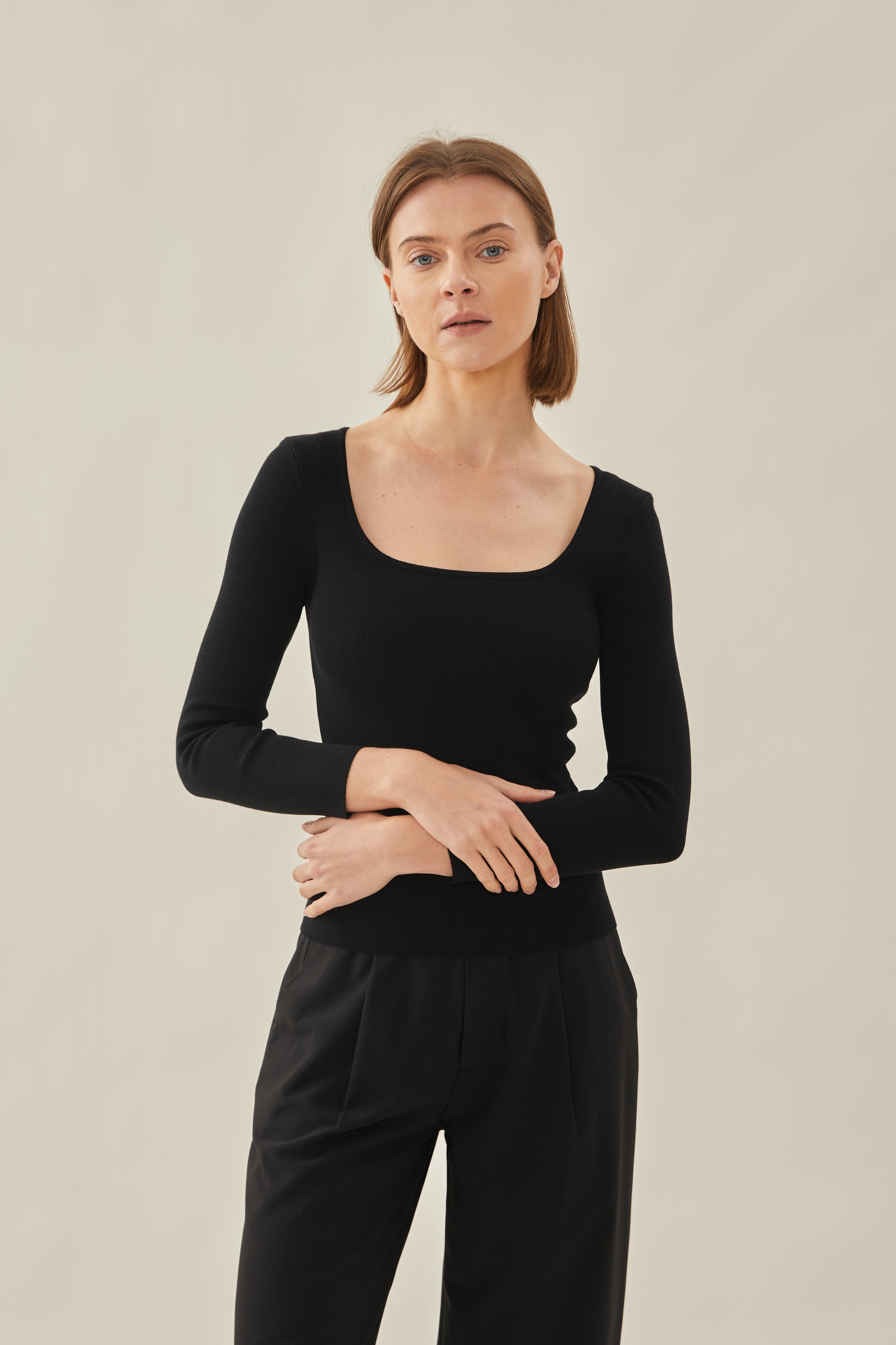 Rounded Square Neck Knit Top in Black