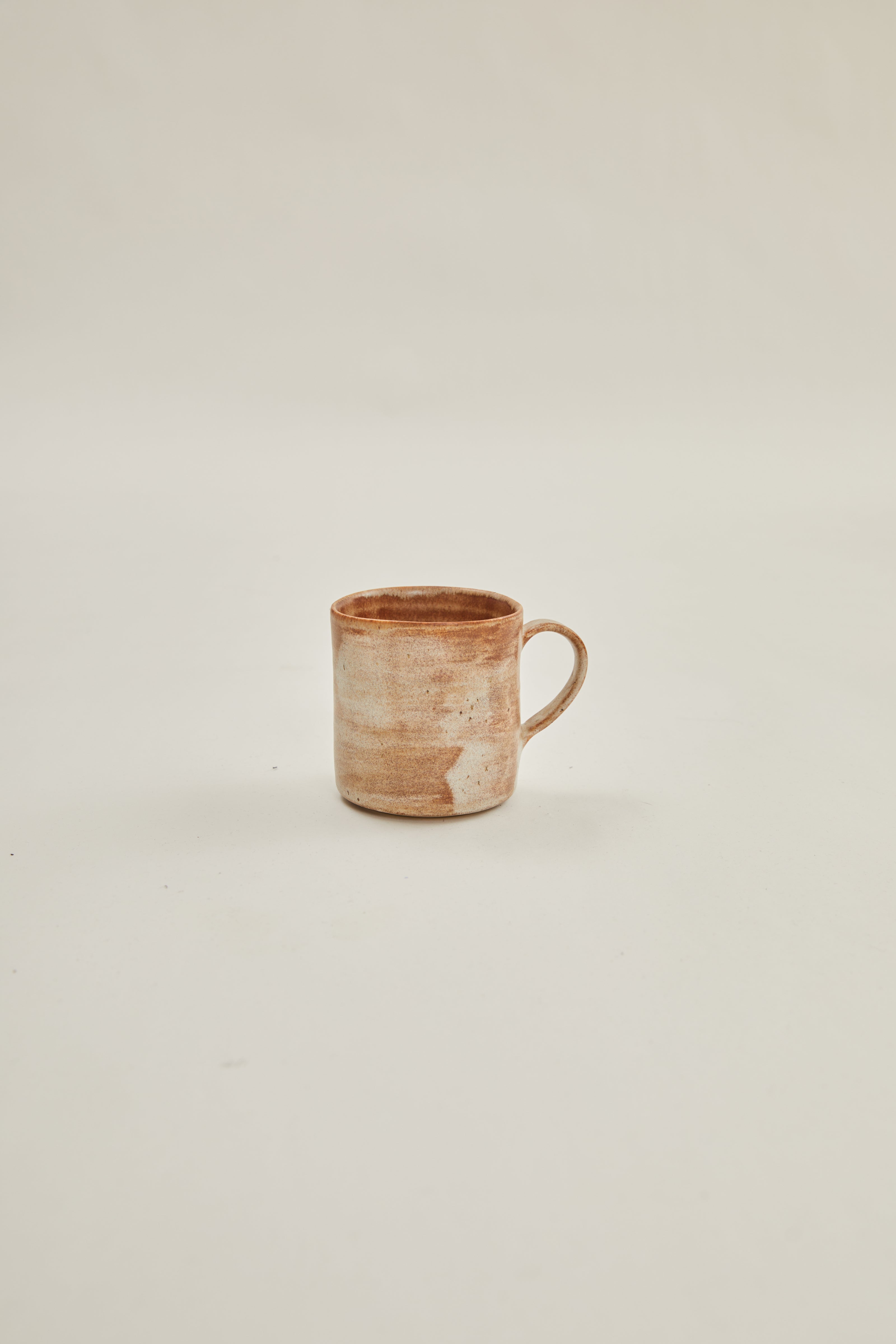 Mug with Organic Rim in Brownstone