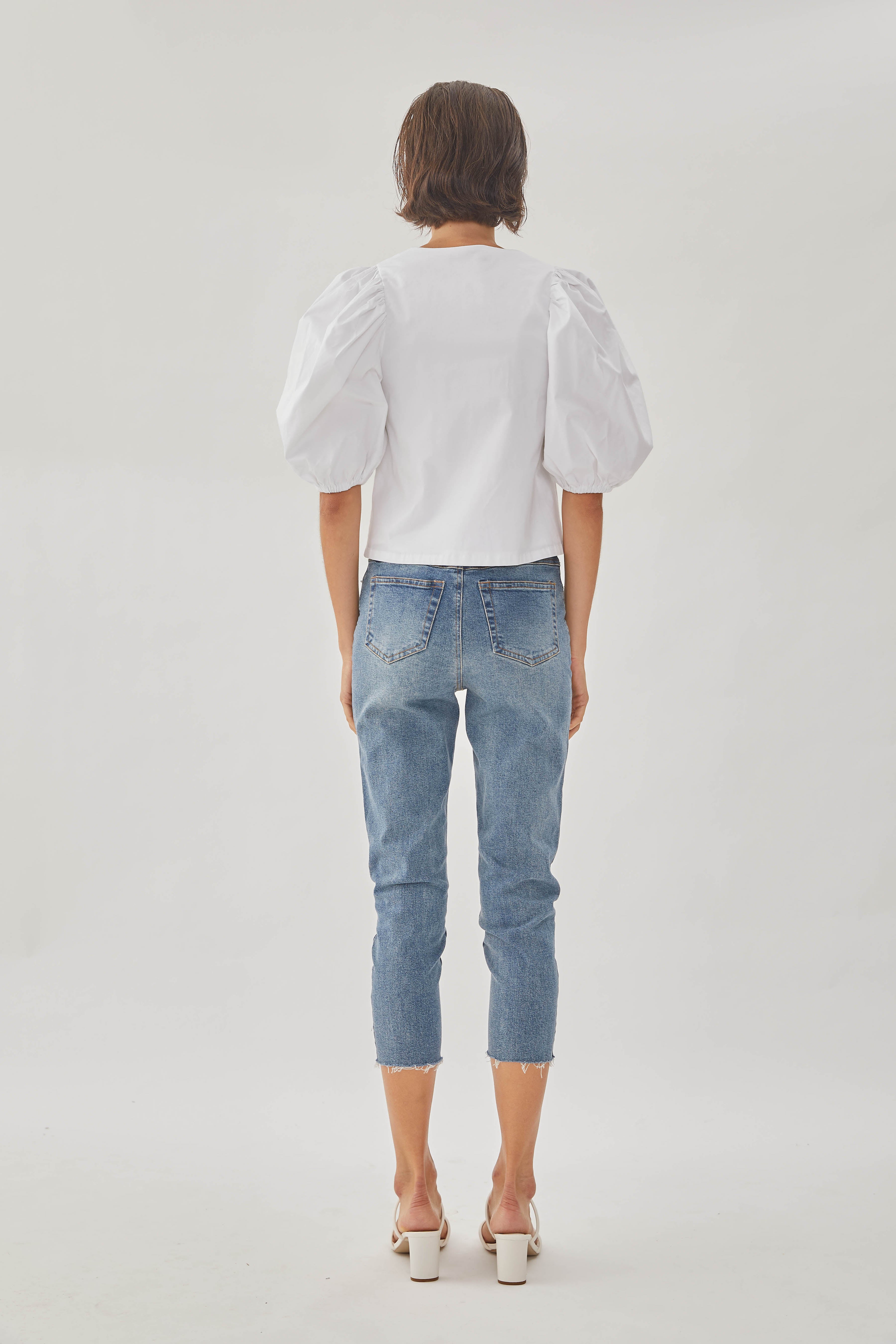 Cotton Puffed Sleeved Top in White