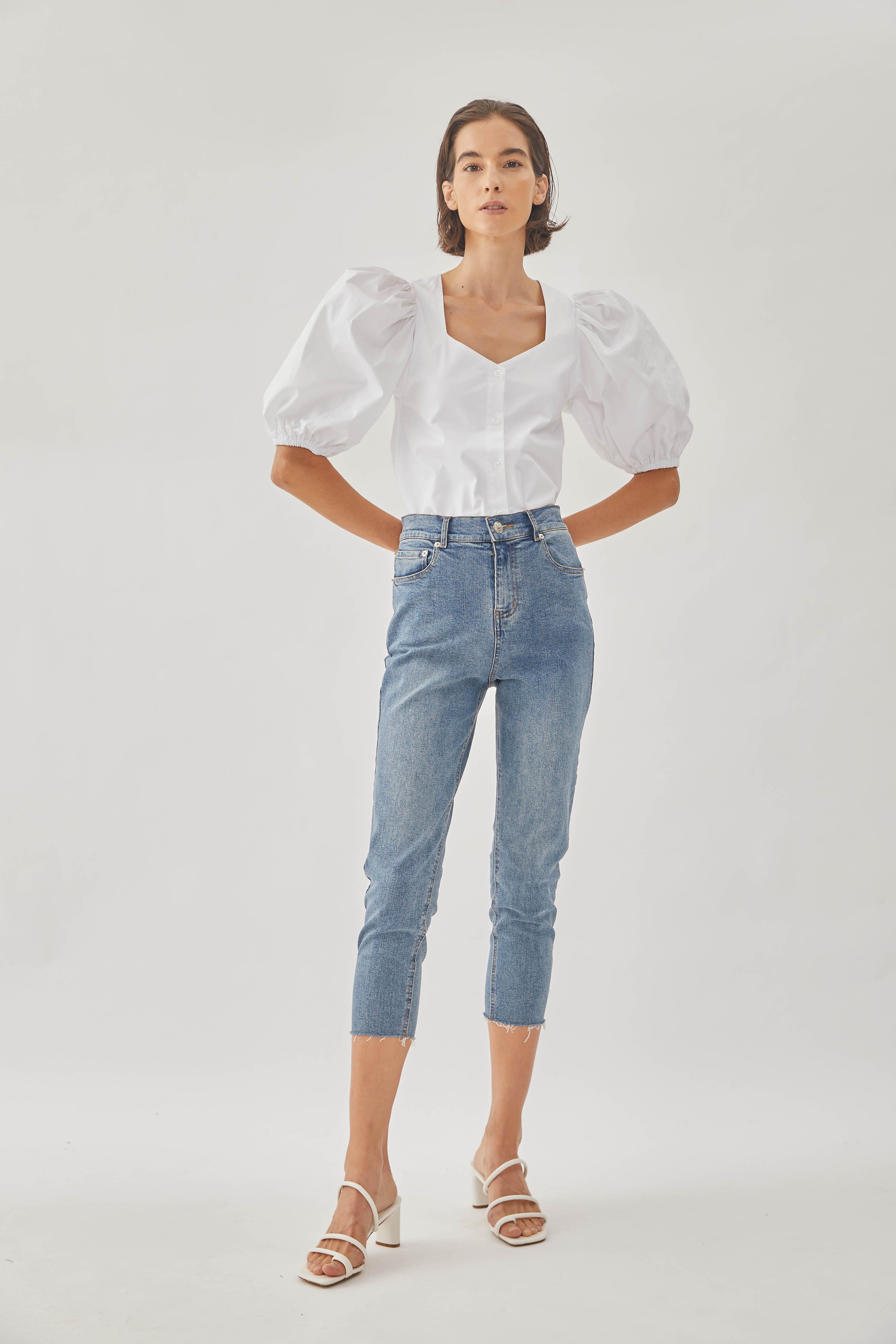 Cotton Puffed Sleeved Top in White